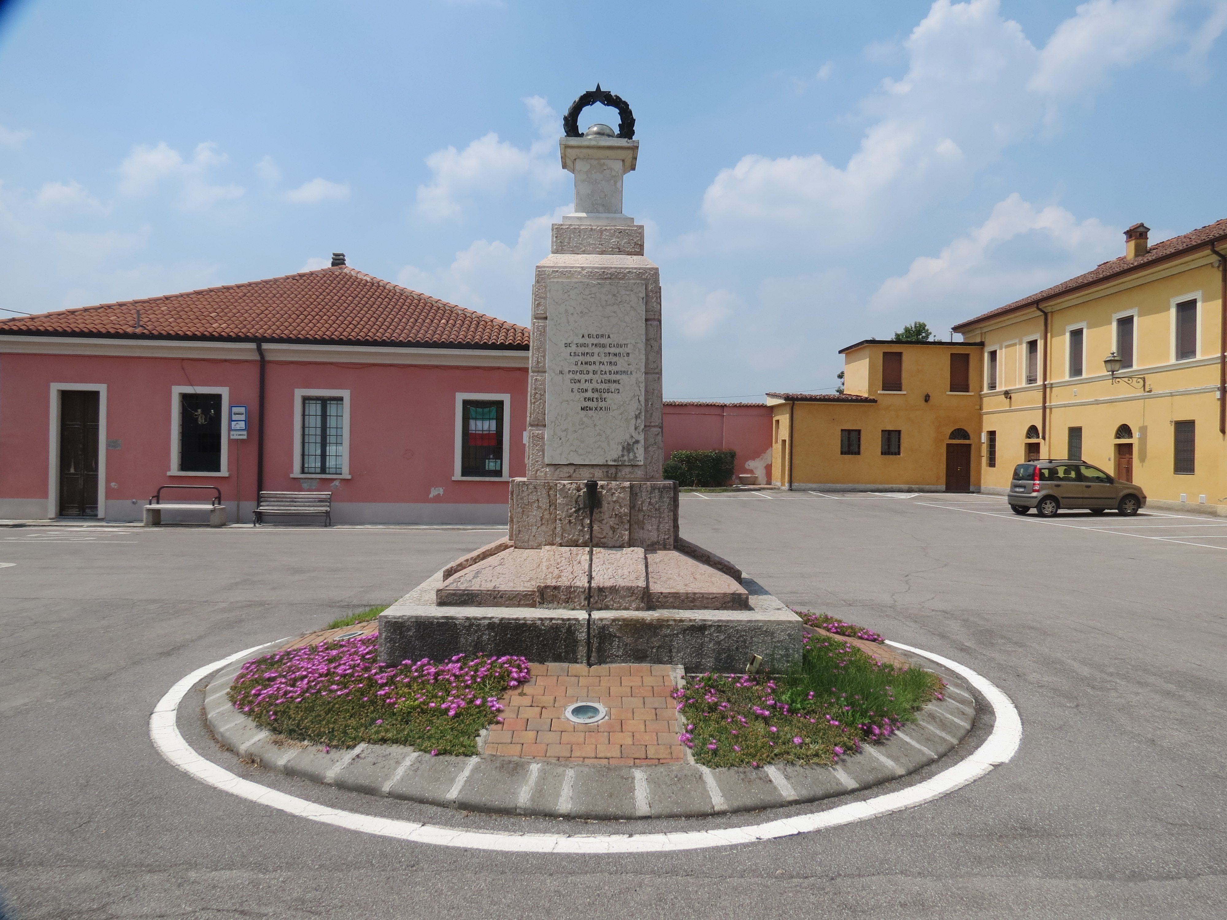 monumento ai caduti - a cippo di Ferraroni Arturo (sec. XX)