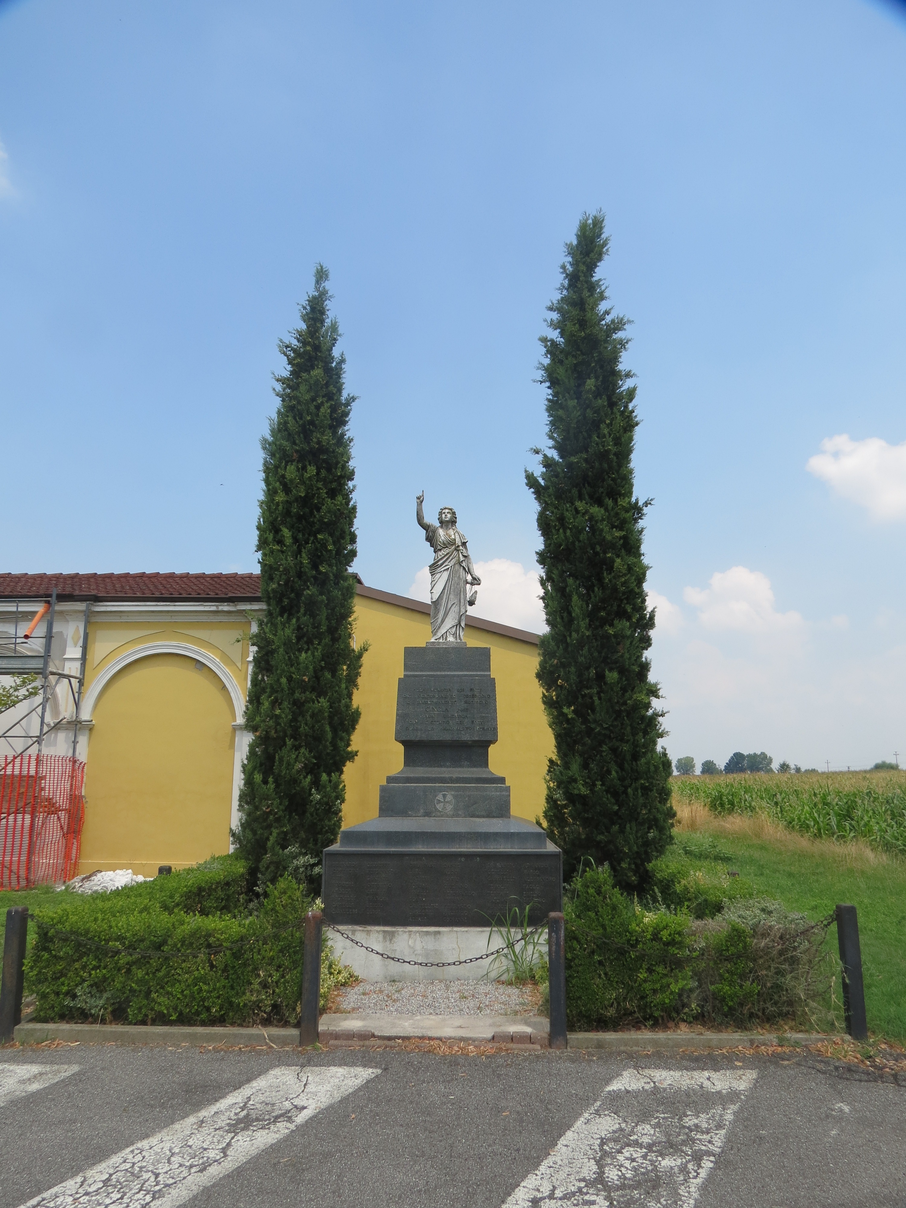 allegoria della Libertà (monumento ai caduti - a cippo) - ambito italiano (sec. XX)