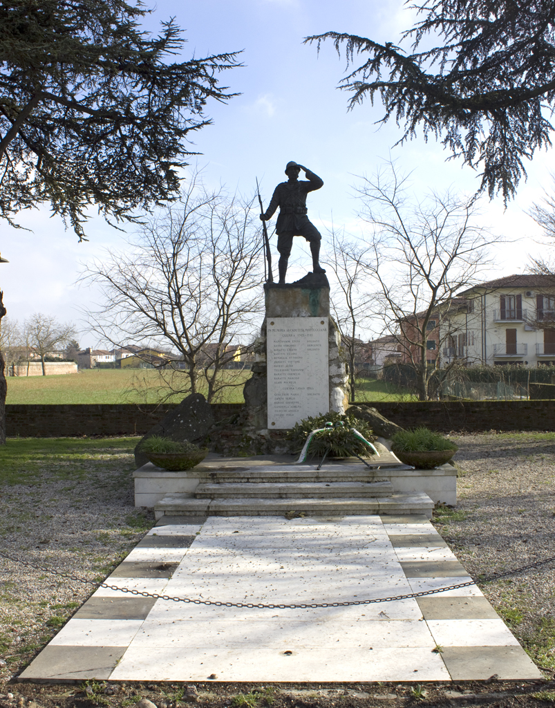 figura di soldato (monumento ai caduti - a cippo, opera isolata) di Jori Andrea, Adami Ivo - ambito italiano (sec. XX, sec. XXI)