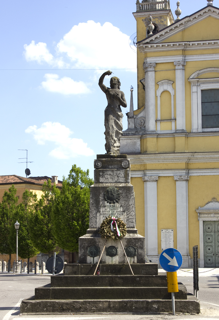 allegoria della Patria (monumento ai caduti - a cippo, opera isolata) - ambito italiano (sec. XX, sec. XX)