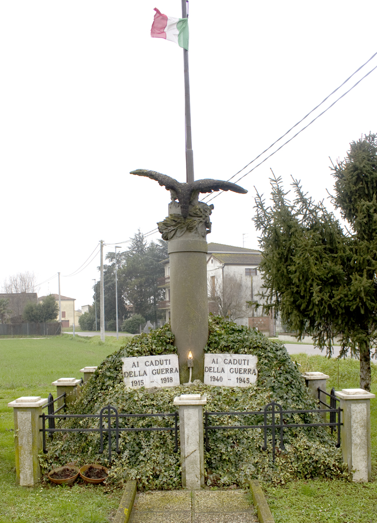 allegoria della Vittoria come aquila (monumento ai caduti - a colonna spezzata, opera isolata) - ambito italiano (sec. XX, sec. XX)