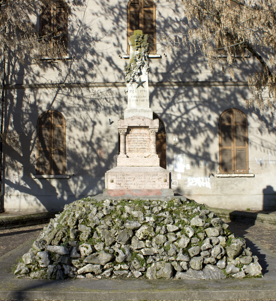stelle (monumento ai caduti - ad obelisco, opera isolata) - ambito italiano (sec. XX, sec. XX)
