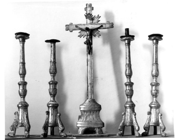 candeliere d'altare, serie - bottega lucana (sec. XVIII)