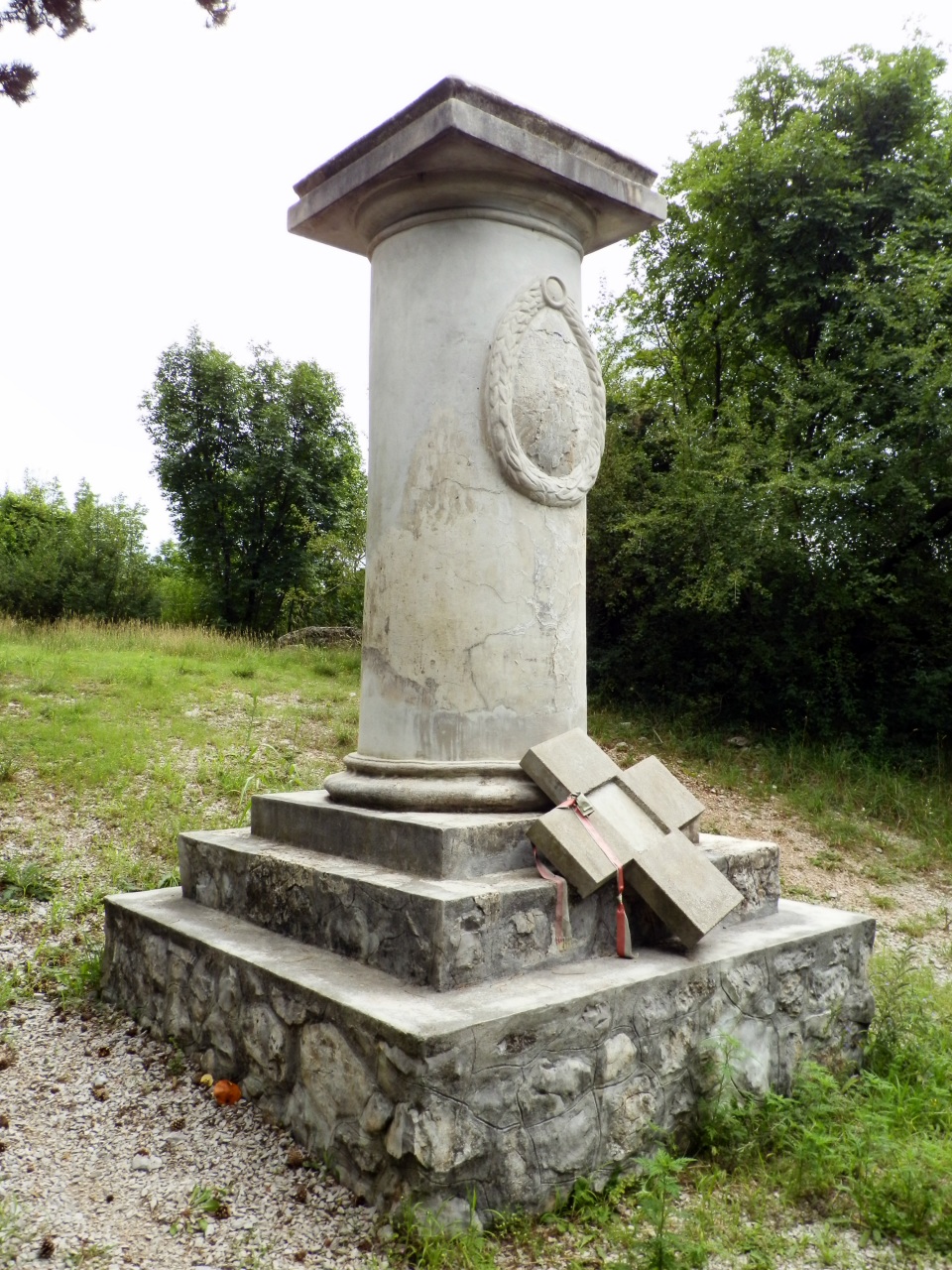 soggetto assente (monumento ai caduti - a colonna, opera isolata) - manifattura militare italiana (prima metà XX)