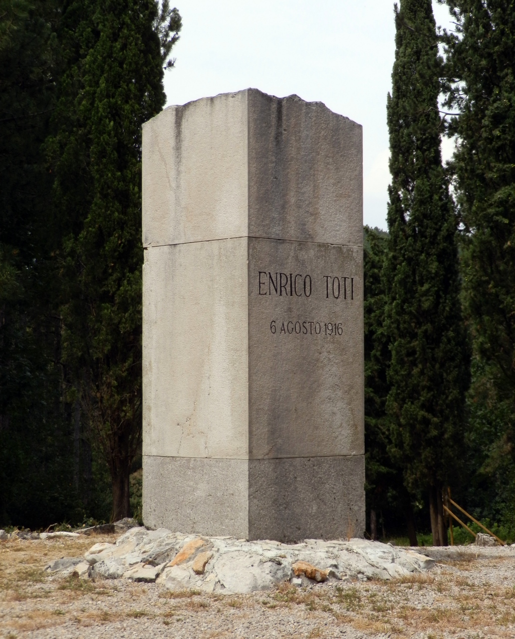 soggetto assente (monumento ai caduti - a cippo, opera isolata) - ambito militare italiano (prima metà XX)