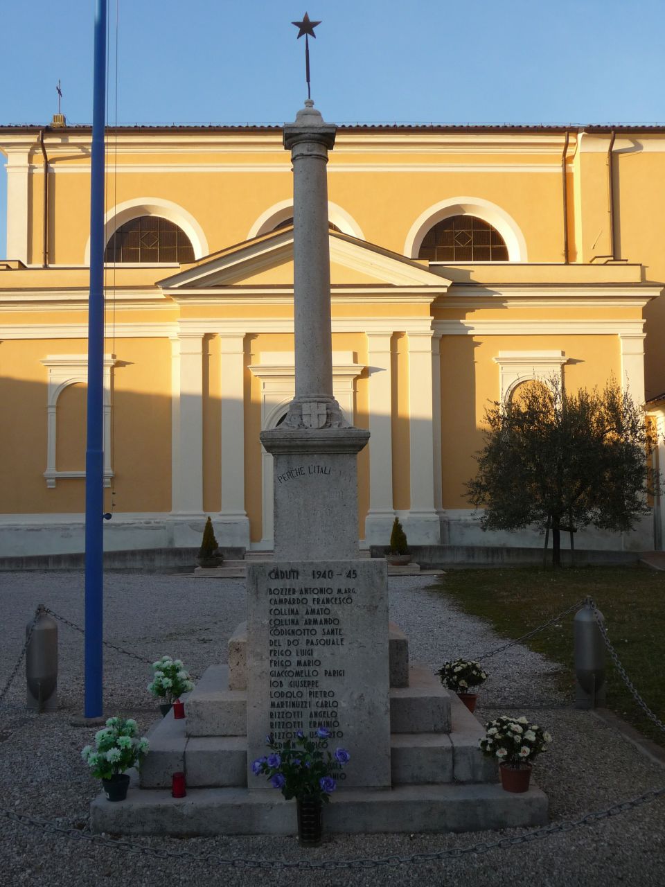 soggetto assente (monumento ai caduti - a colonna, opera isolata) - ambito friulano (inizio/ metà XX)