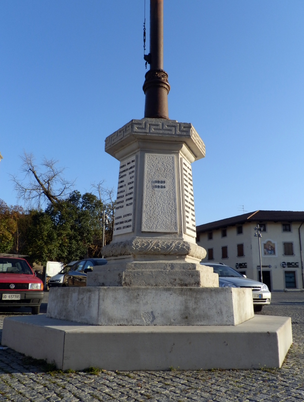 soggetto assente (monumento ai caduti - a pilo, opera isolata) - ambito friulano (prima metà XX)