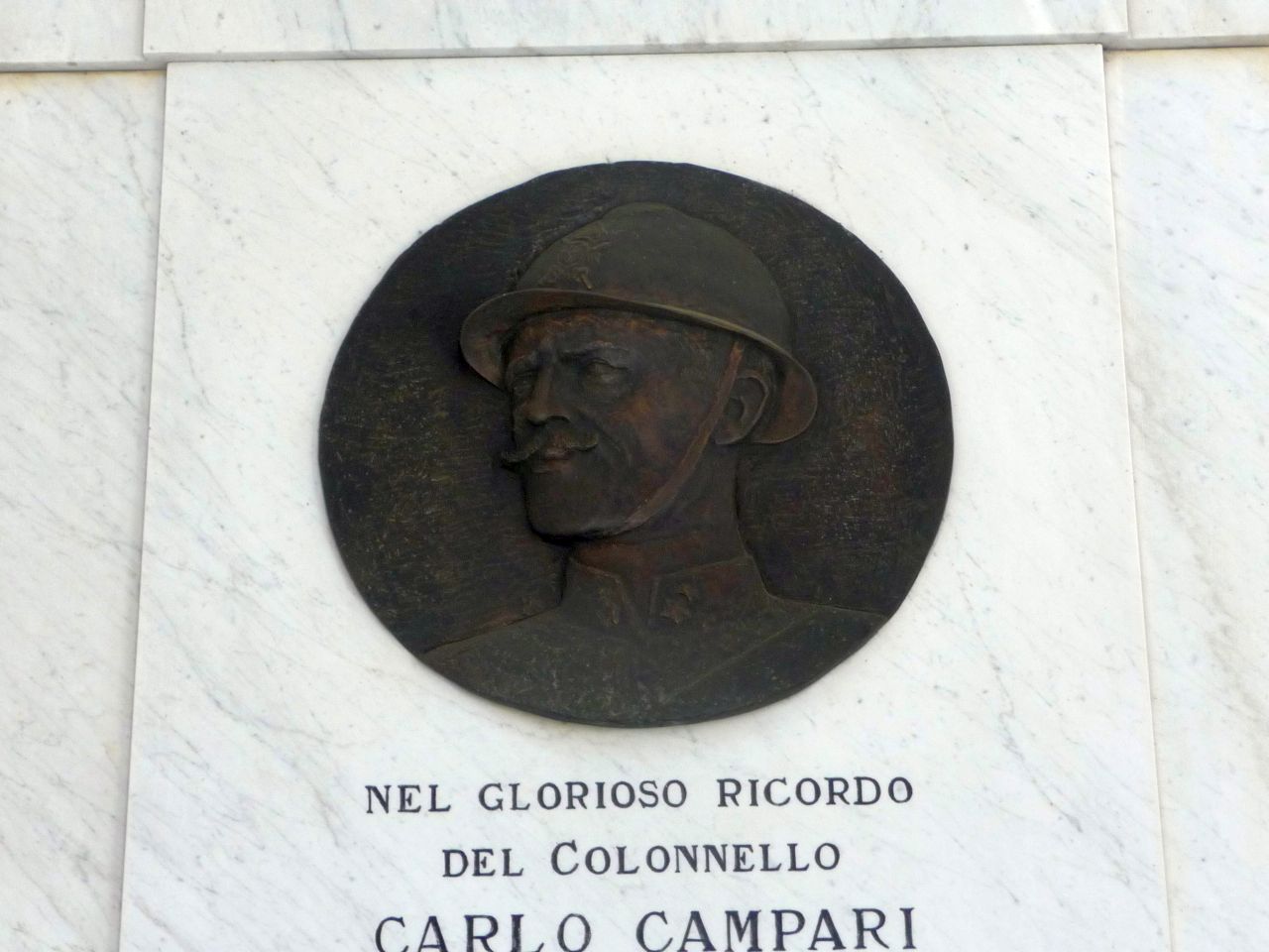 Carlo Campari (lapide commemorativa ai caduti, opera isolata) di Travaglia (laboratorio) (inizio/ metà XX)