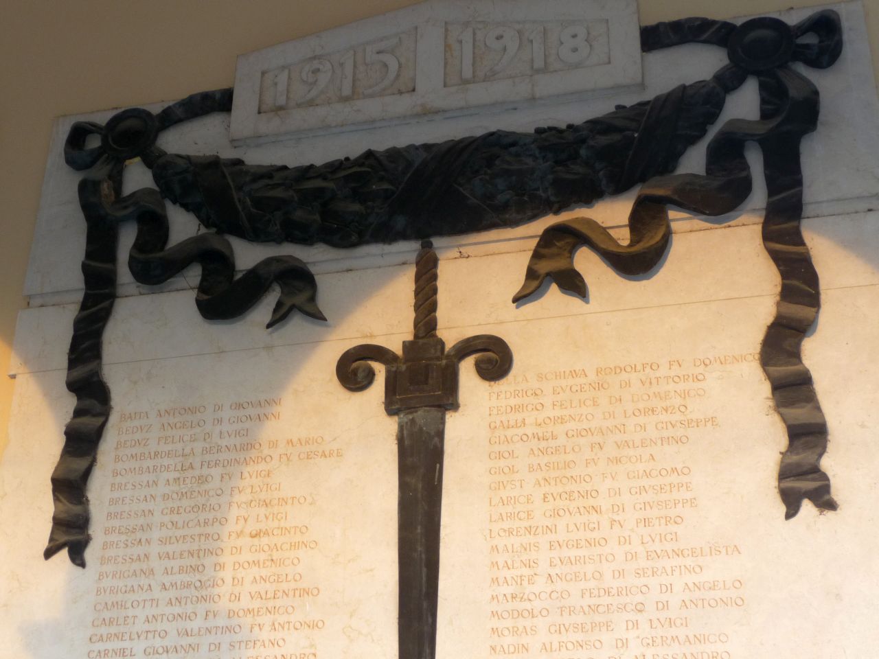 soggetto assente (lapide commemorativa ai caduti, opera isolata) - ambito veneto-friulano (XX)