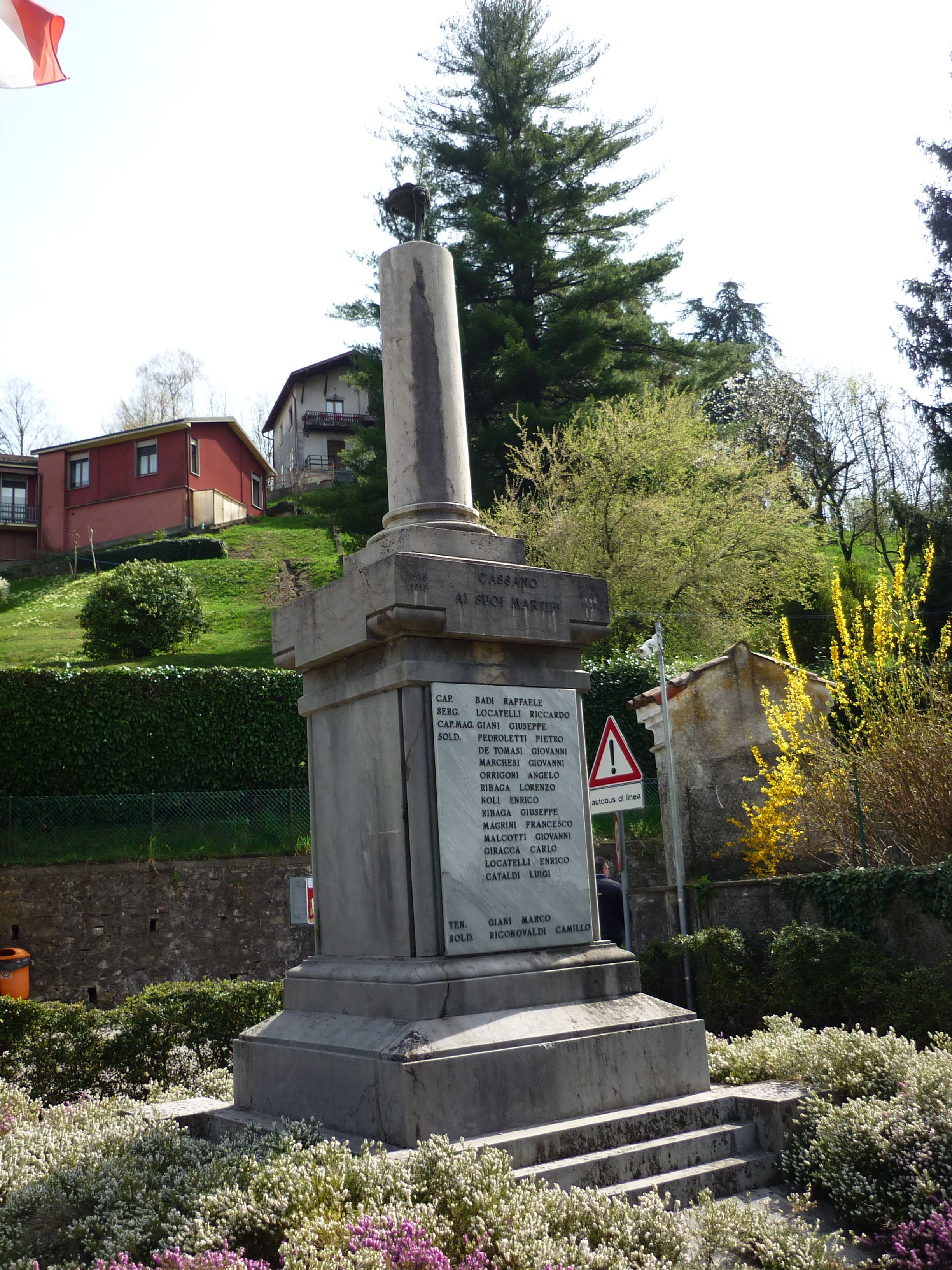 monumento ai caduti - a colonna spezzata, opera isolata - ambito italiano (sec. XX)