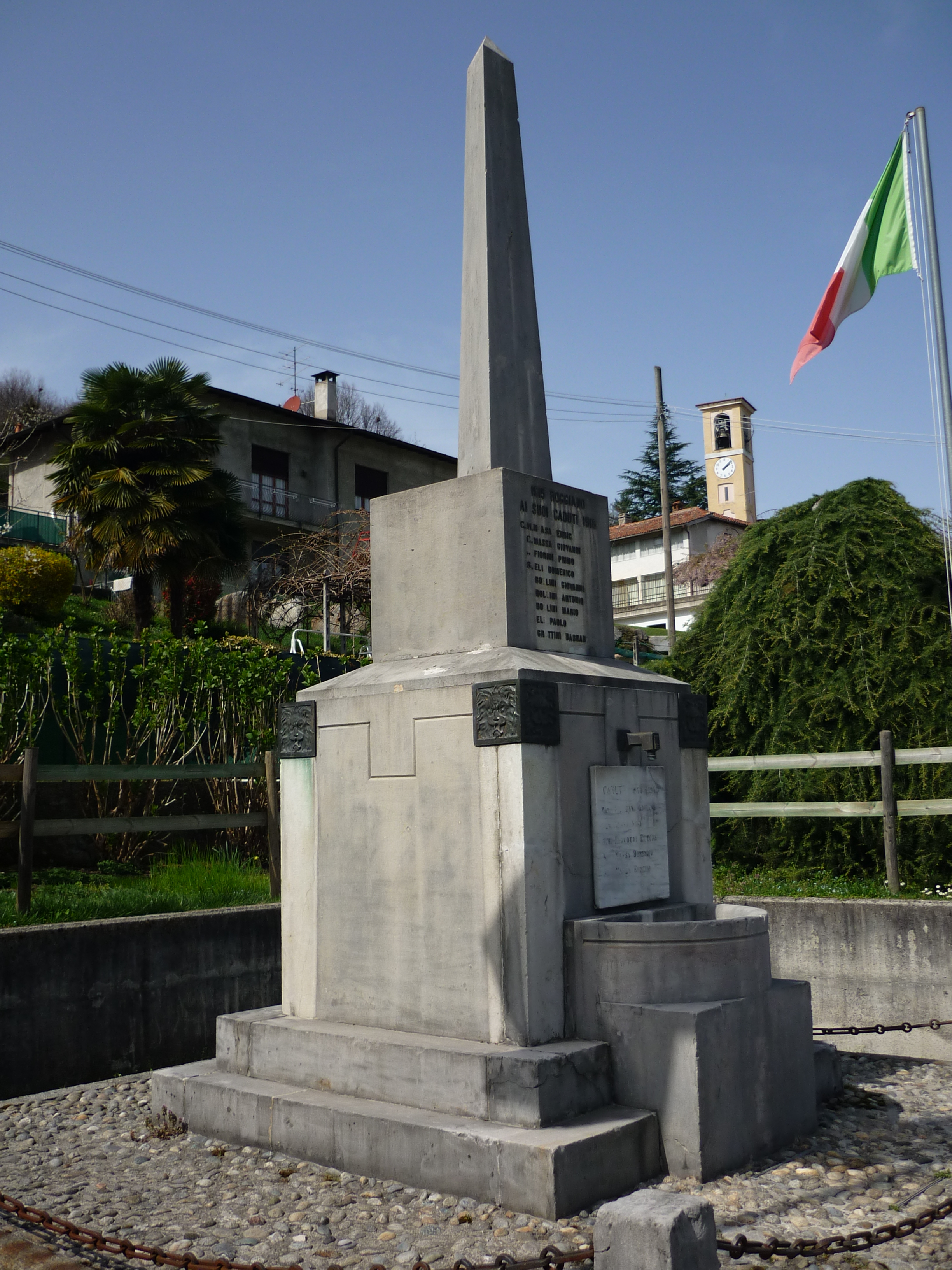 monumento ai caduti - ad obelisco, opera isolata - ambito italiano (sec. XX)