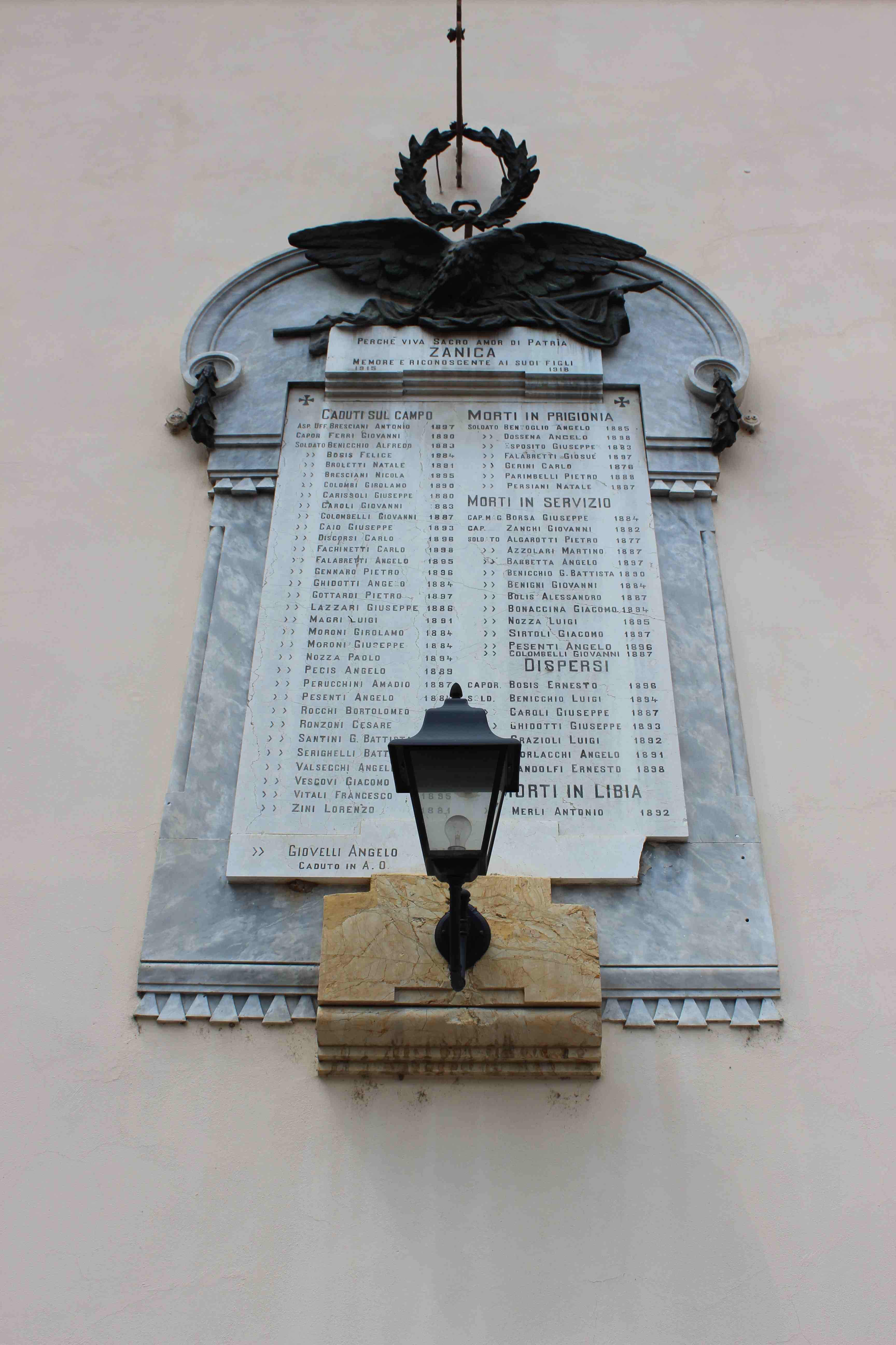 lapide commemorativa ai caduti, opera isolata - ambito italiano (prima metà sec. XXX)