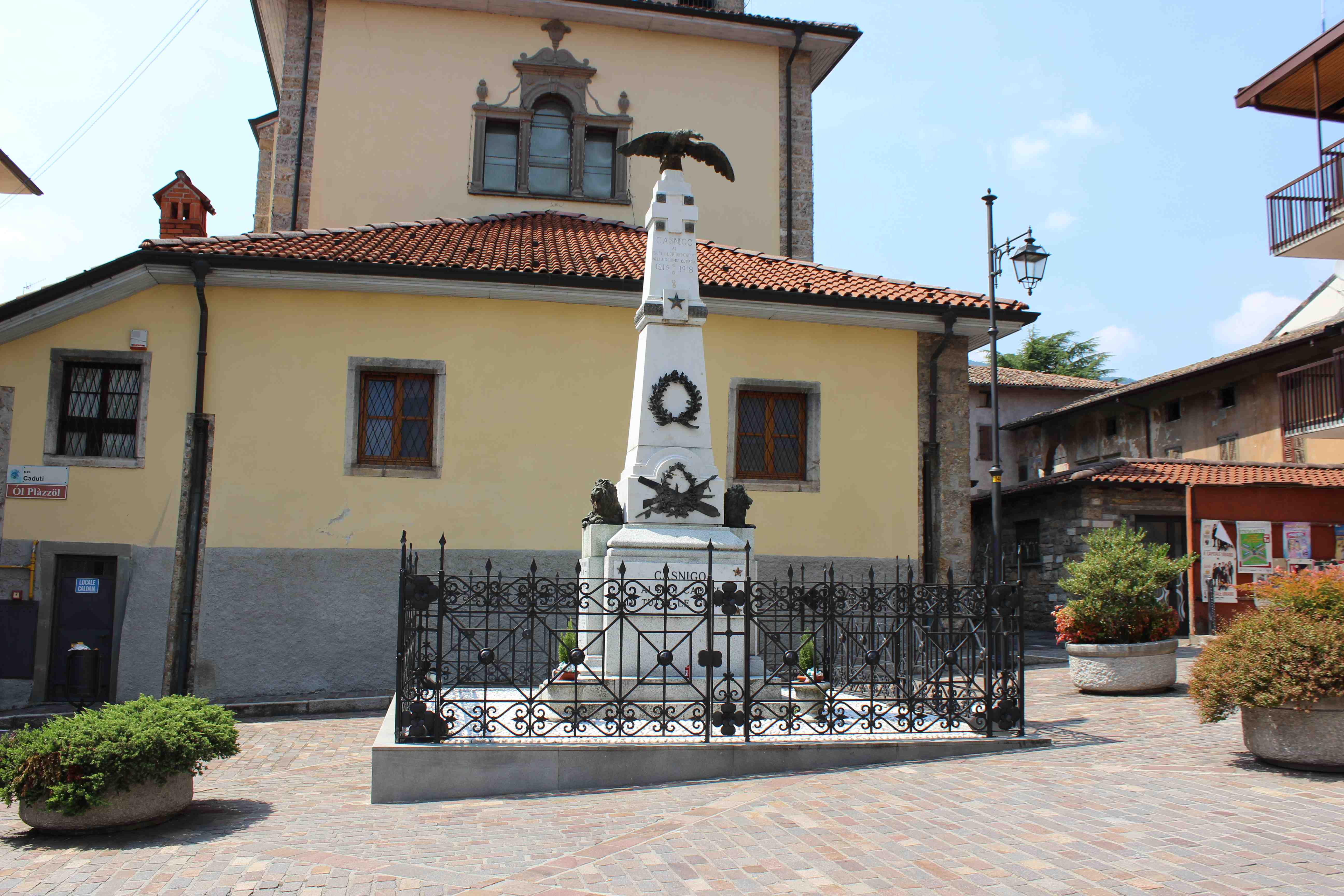 monumento ai caduti - ad obelisco, opera isolata - ambito italiano (prima metà sec. XX)