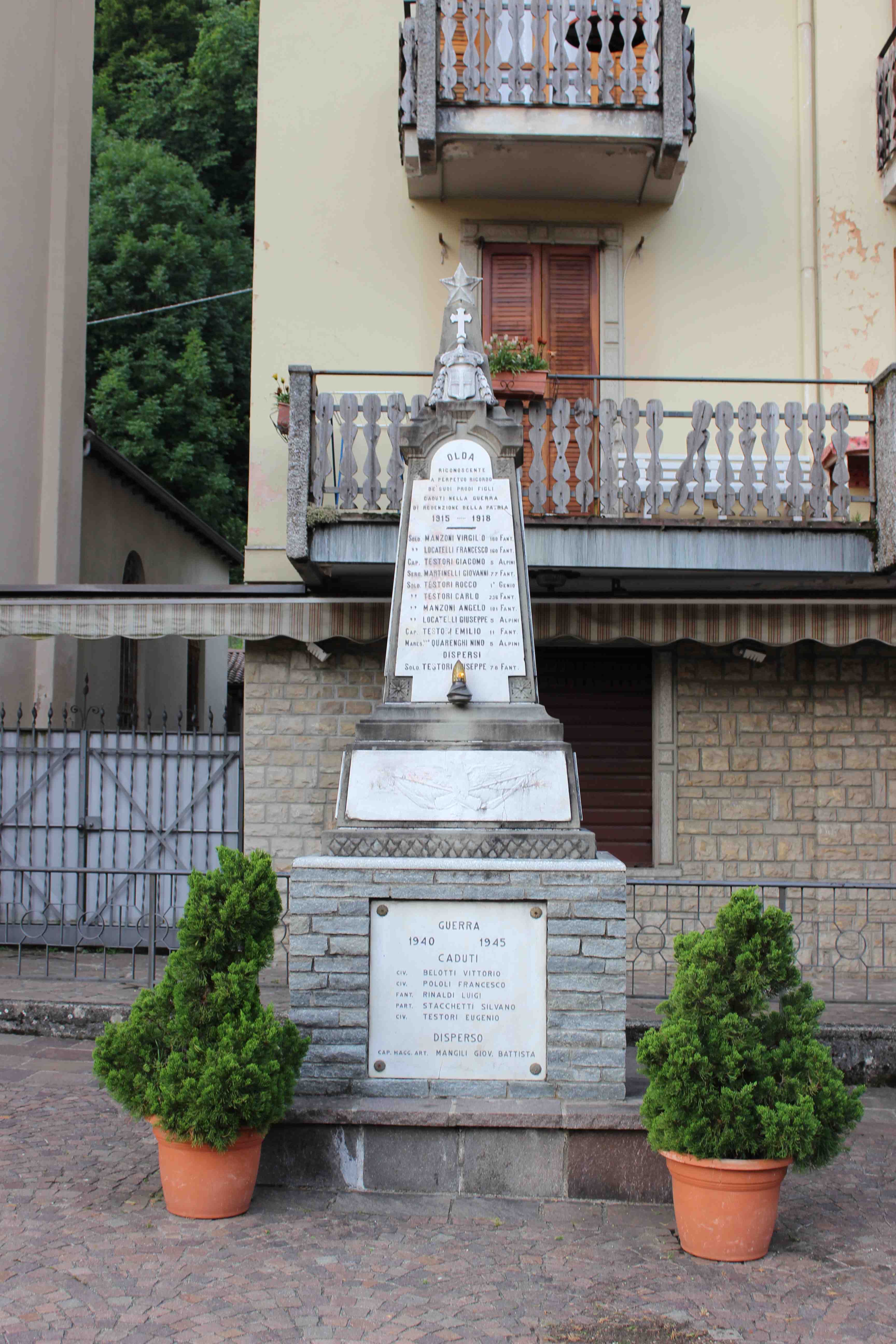 monumento ai caduti - a piramide, opera isolata - ambito italiano (prima metà sec. XX)