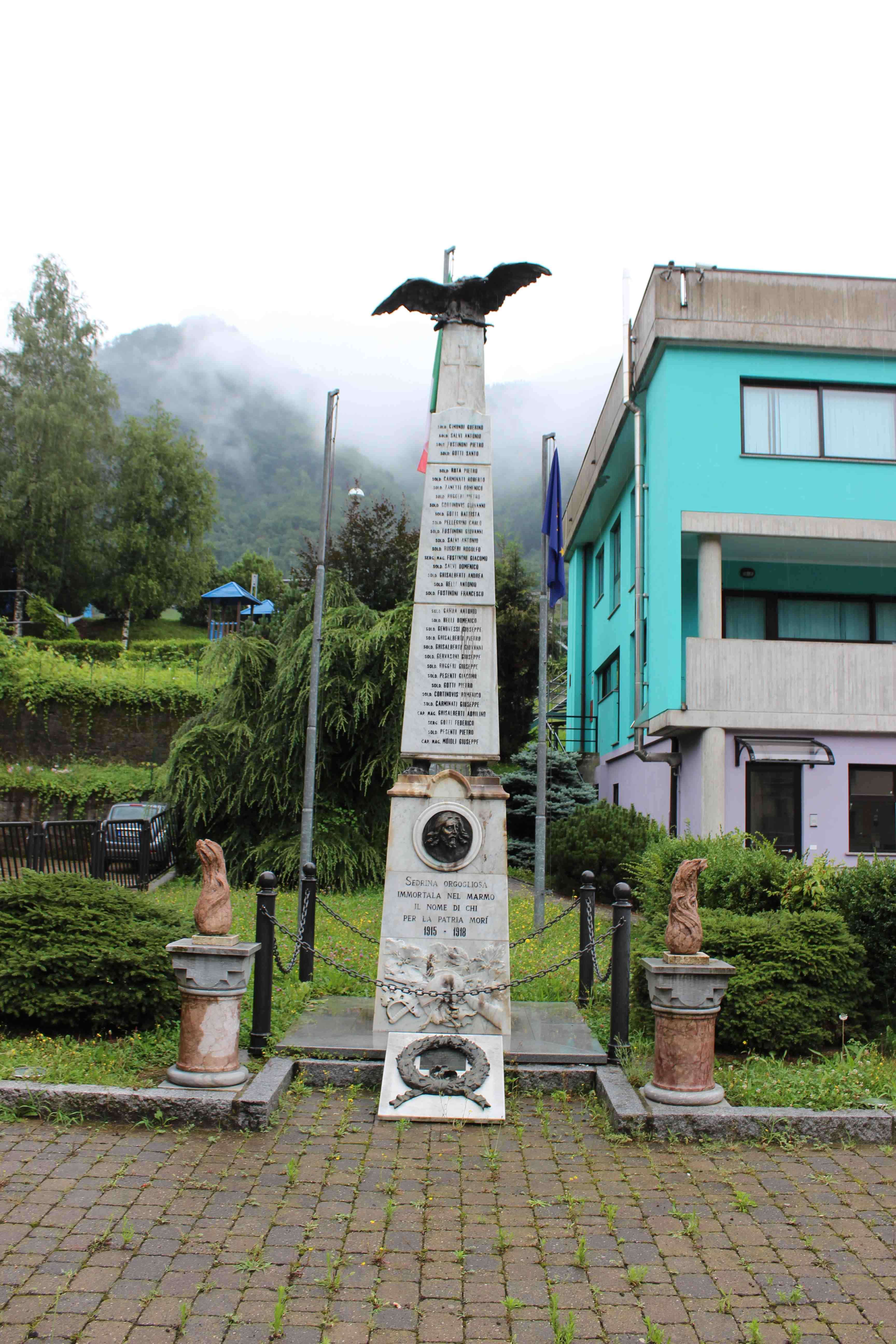 monumento ai caduti - ad obelisco, opera isolata - ambito italiano (prima metà sec. XX)