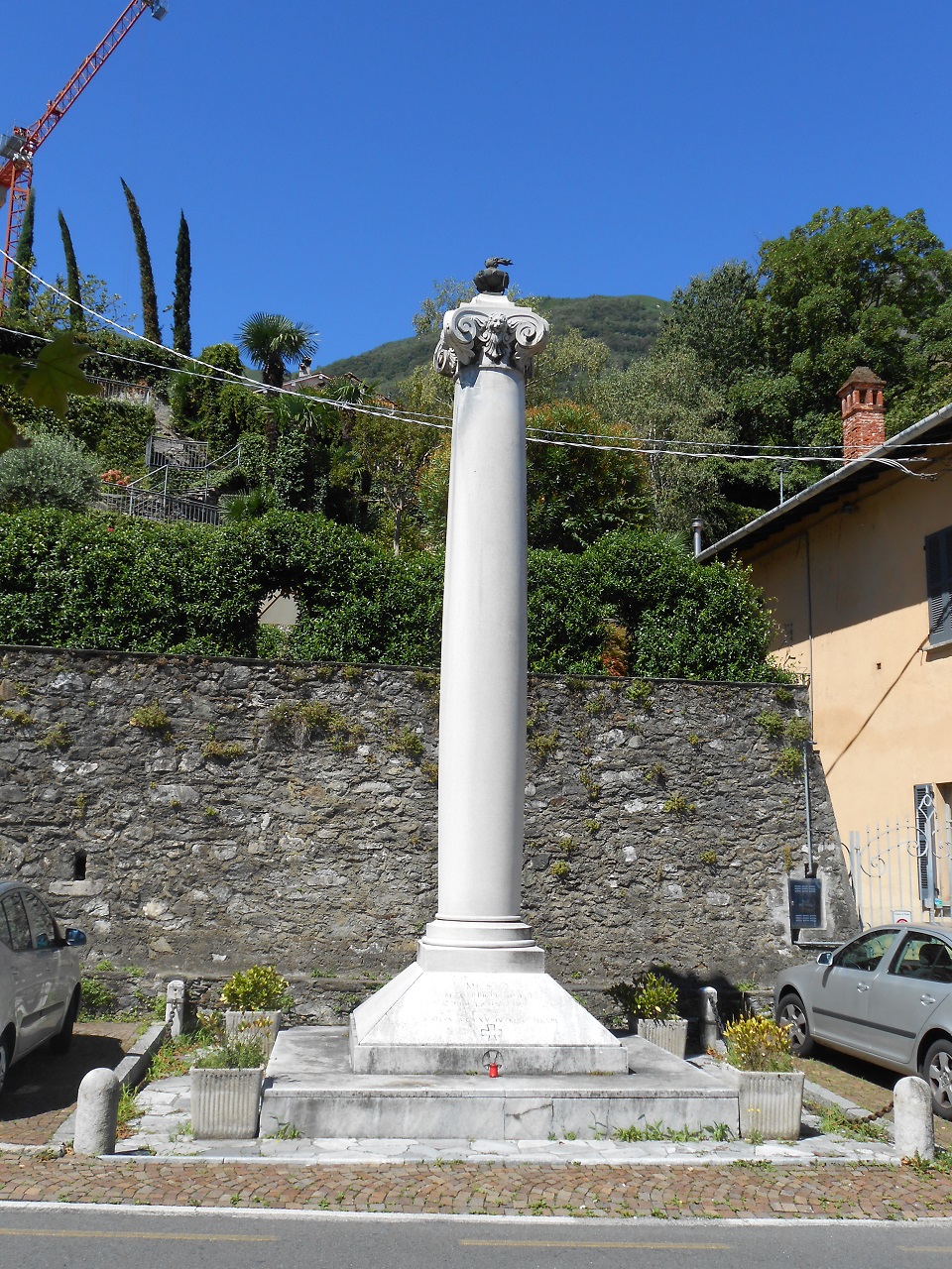 monumento ai caduti - a colonna, opera isolata - ambito italiano (sec. XX)