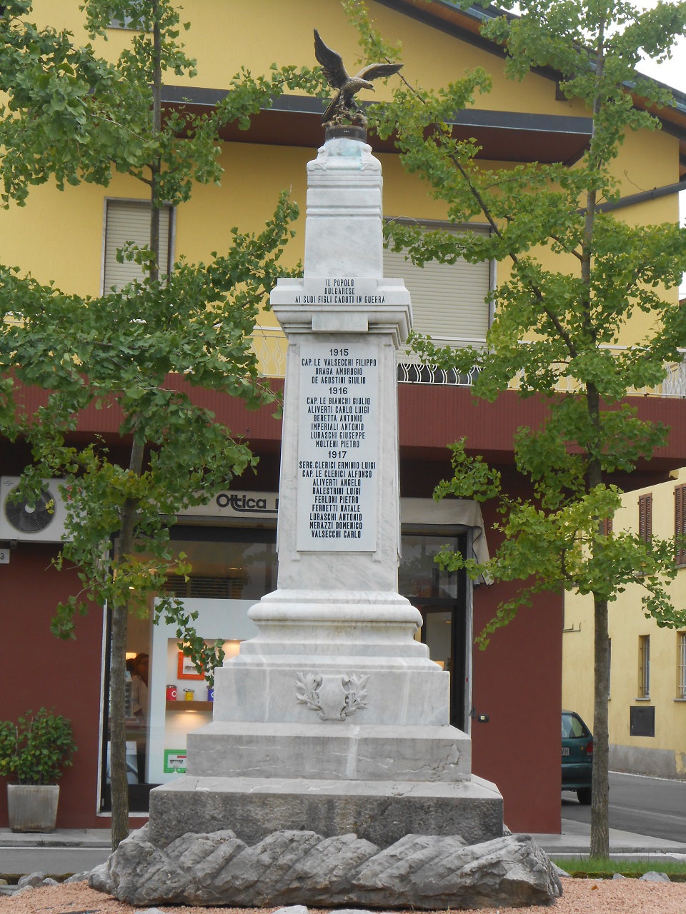 allegoria della Vittoria come aquila (monumento ai caduti - ad obelisco, opera isolata) - ambito italiano (sec. XX)