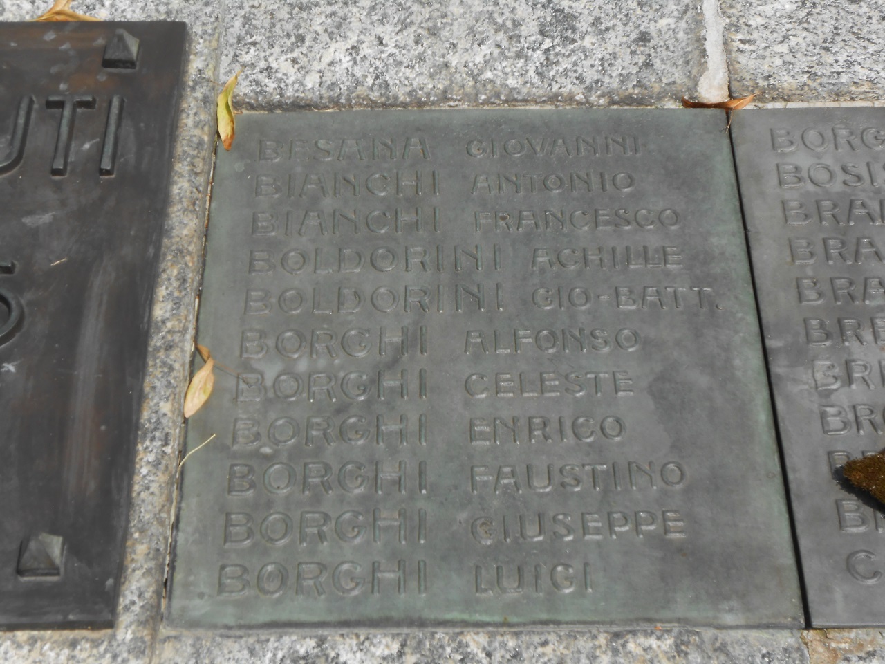 monumento ai caduti - a cippo, opera isolata - ambito italiano (sec. XX)