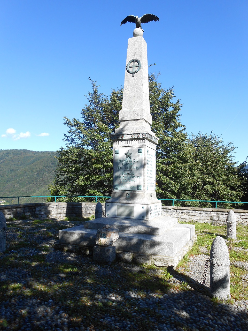 allegoria della Vittoria come aquila (monumento ai caduti - ad obelisco, opera isolata) - ambito italiano (sec. XX)