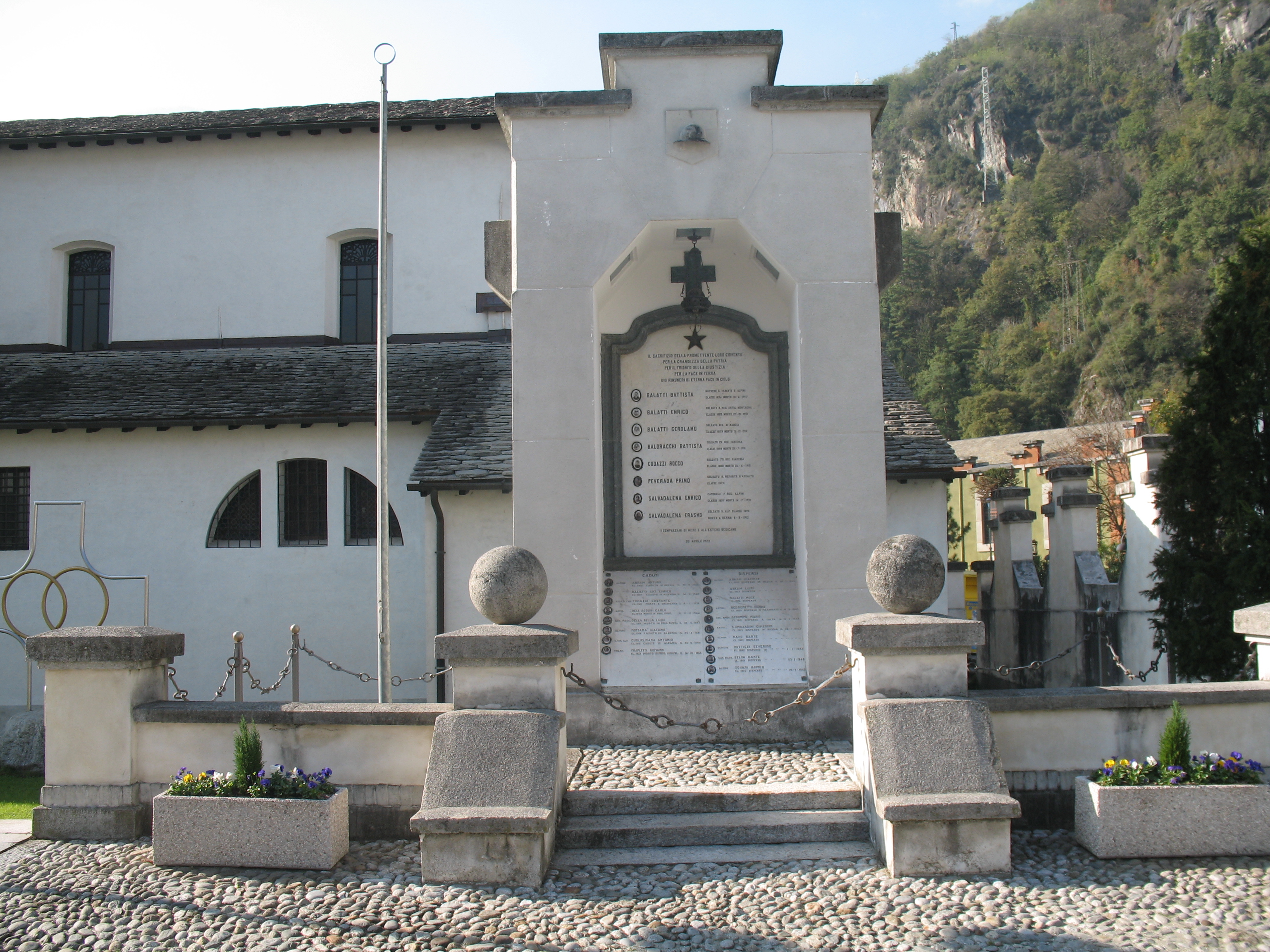 monumento ai caduti - a edicola - ambito italiano (XX secolo, XX secolo)