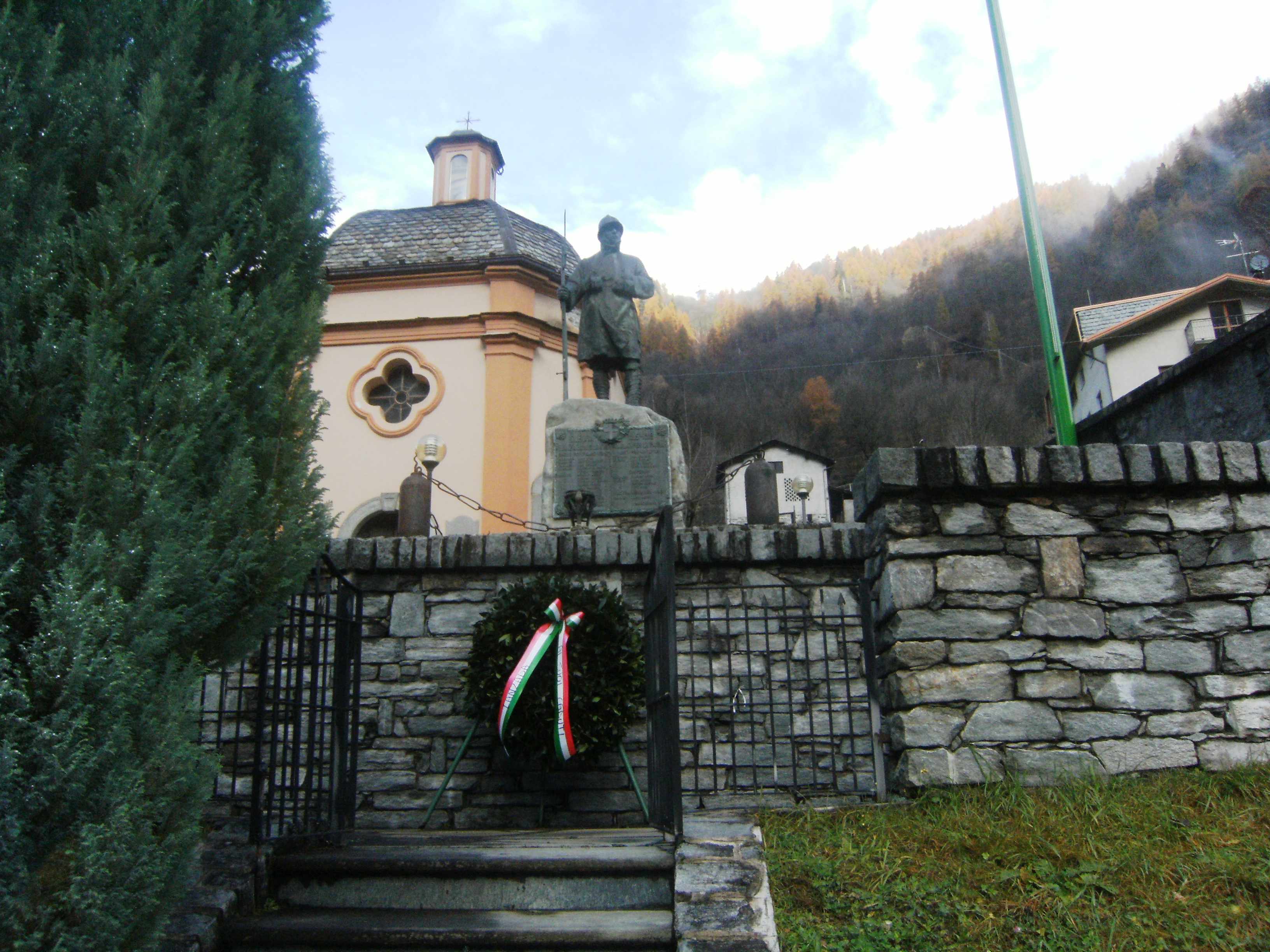 figura di soldato: fante (monumento ai caduti - a cippo) - ambito italiano (XX secolo, XX secolo)