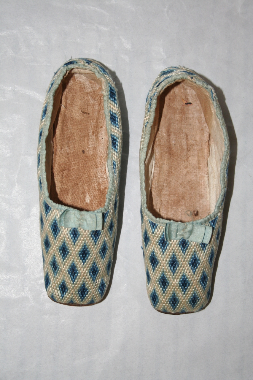 pantofole, paio - manifattura francese (terzo quarto sec. XIX)