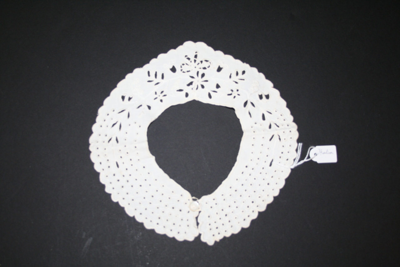 colletto, opera isolata - manifattura italiana (primo quarto sec. XX)