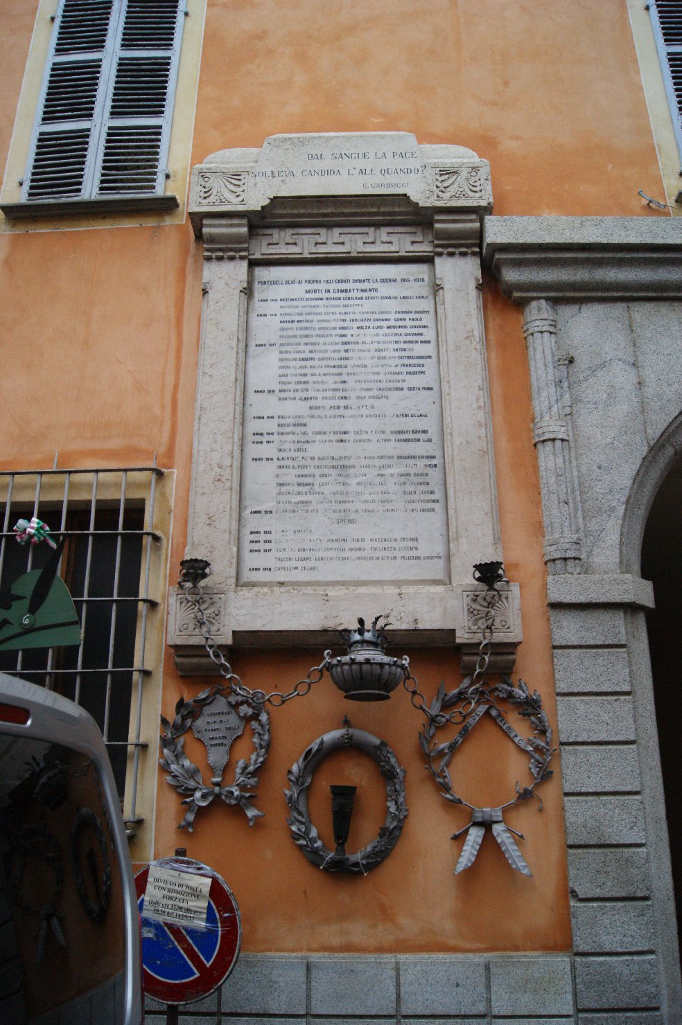 lapide commemorativa ai caduti di Romagnosi Ottorino (sec. XX)