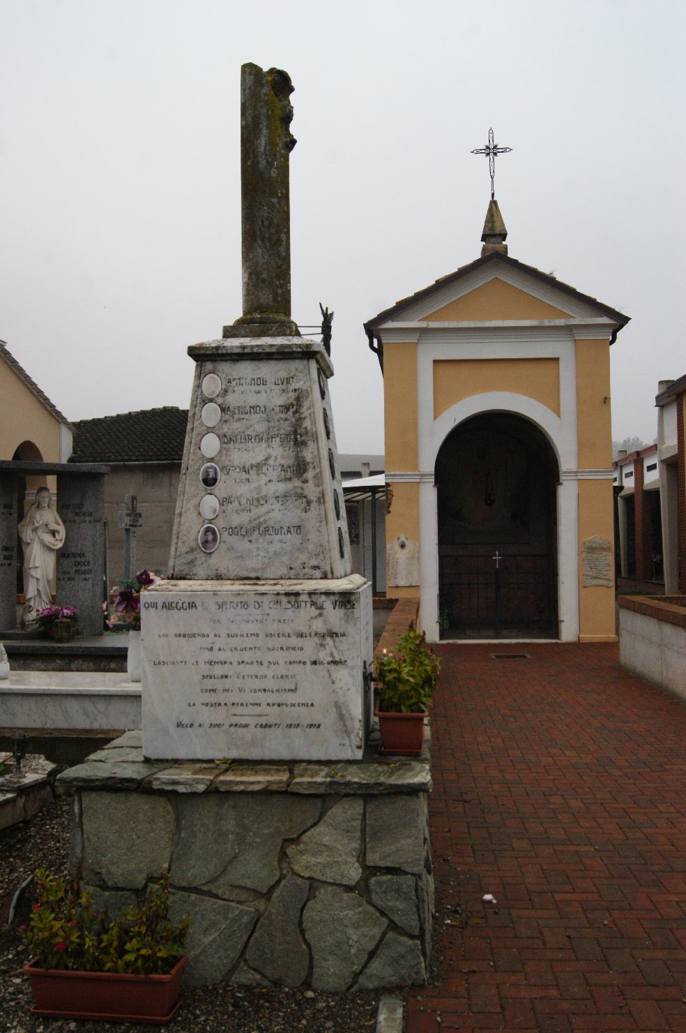 monumento ai caduti - a colonna spezzata di M.L (sec. XX)