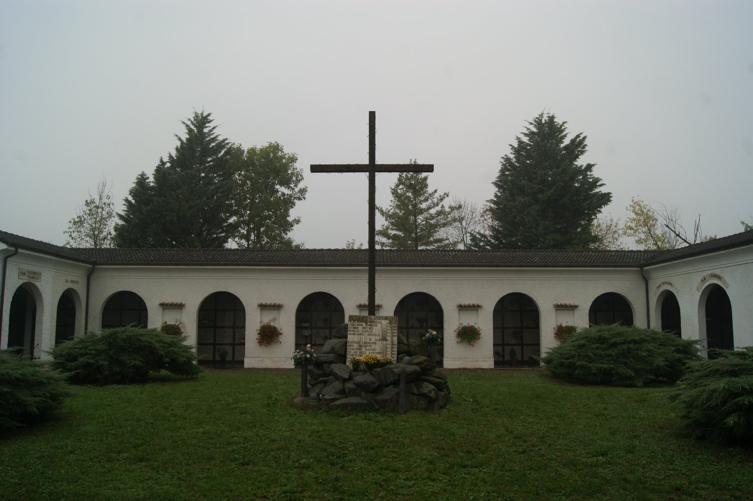 croce (monumento ai caduti - a cippo) - ambito piacentino (sec. XX)
