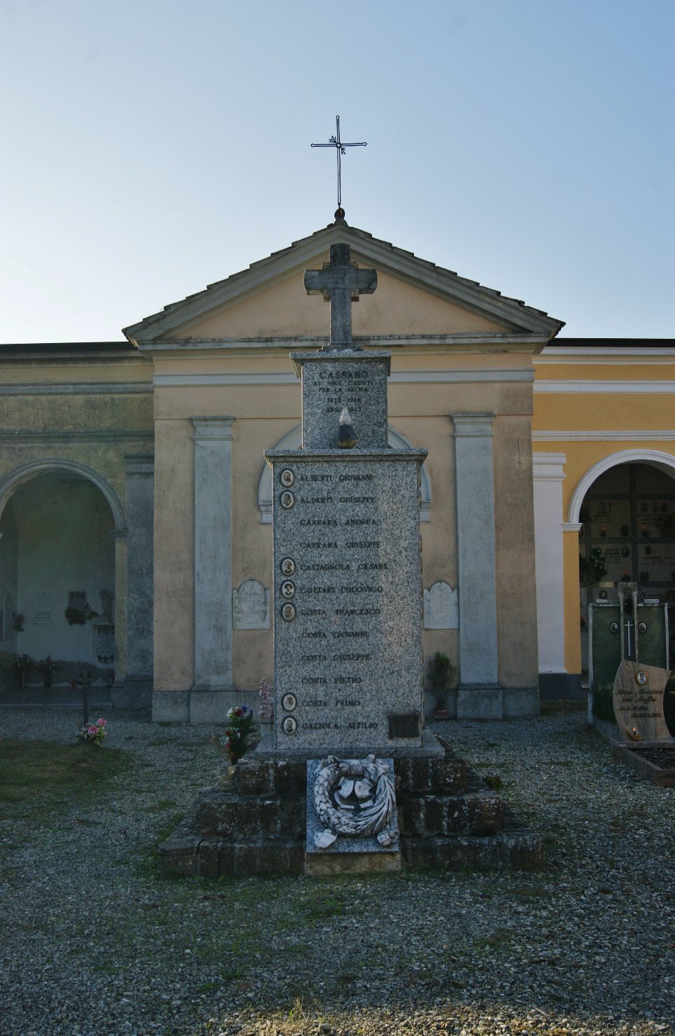 monumento ai caduti - a cippo di Polloni (sec. XX)