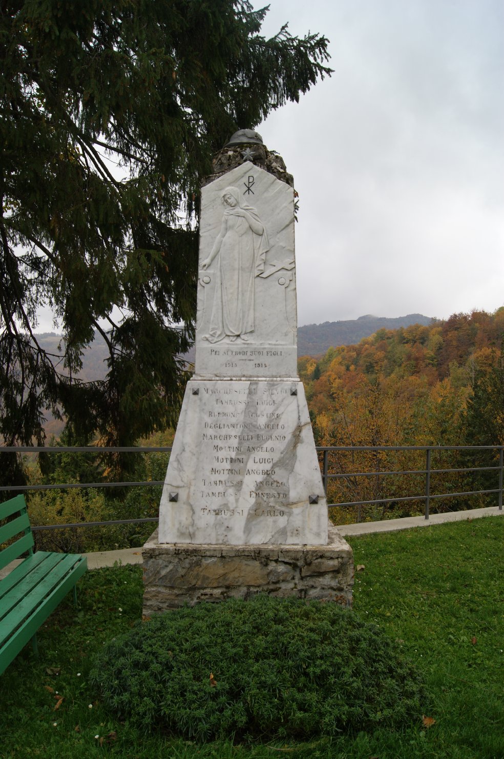 figura di donna velata (monumento ai caduti - a stele) - ambito piacentino (sec. XX)