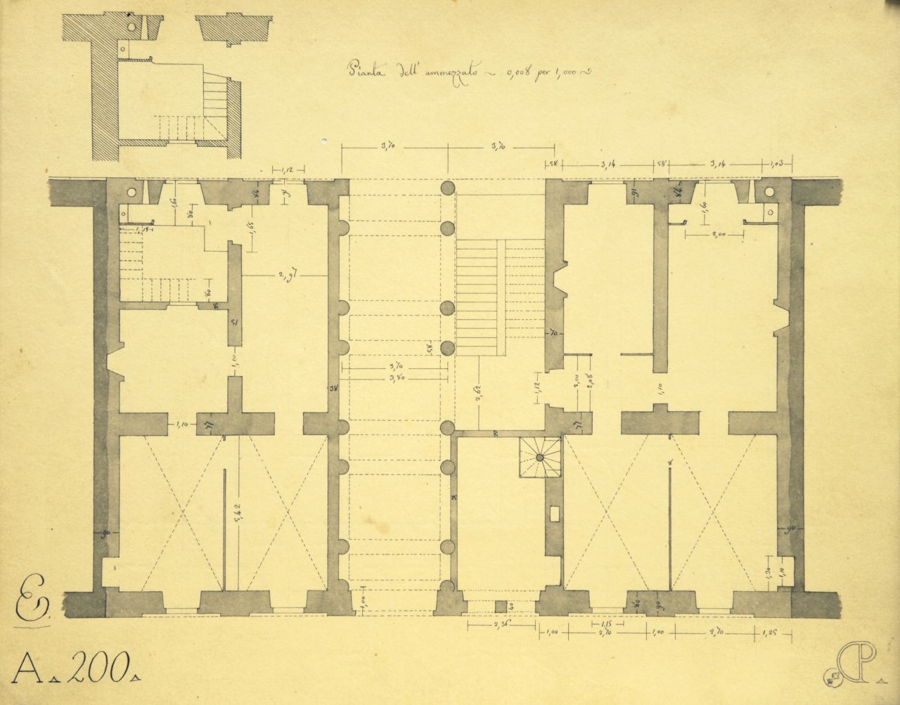 Pianta dell'ammezzato, Pianta parzialmente quotata del piano ammezzato di edificio a cinque piani; pi anta di soluzione alternativa di "scaletta" (disegno architettonico) di Promis Carlo (metà sec. XIX)