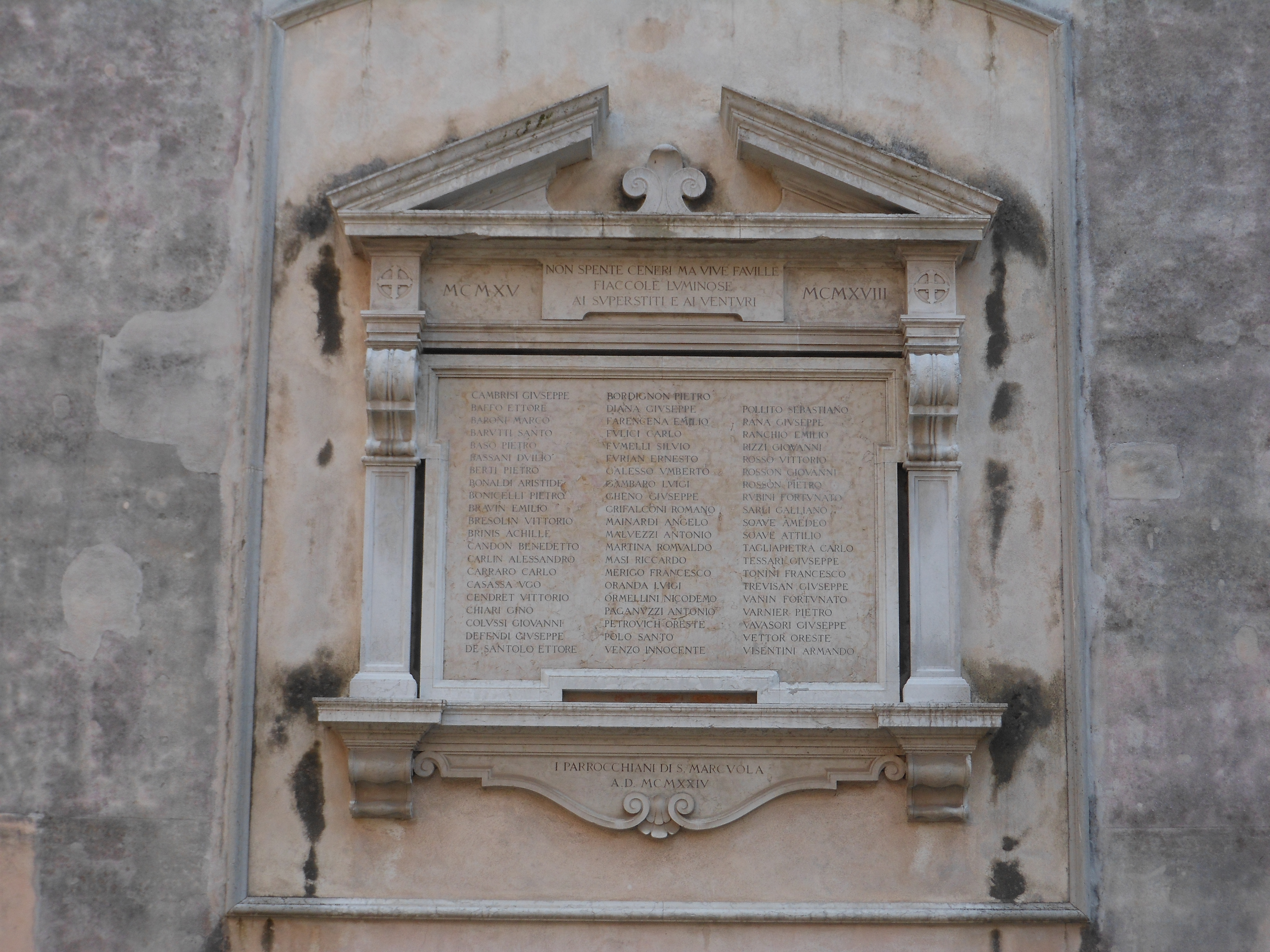 soggetto assente (lapide commemorativa ai caduti) - ambito veneziano (primo quarto sec. XX)