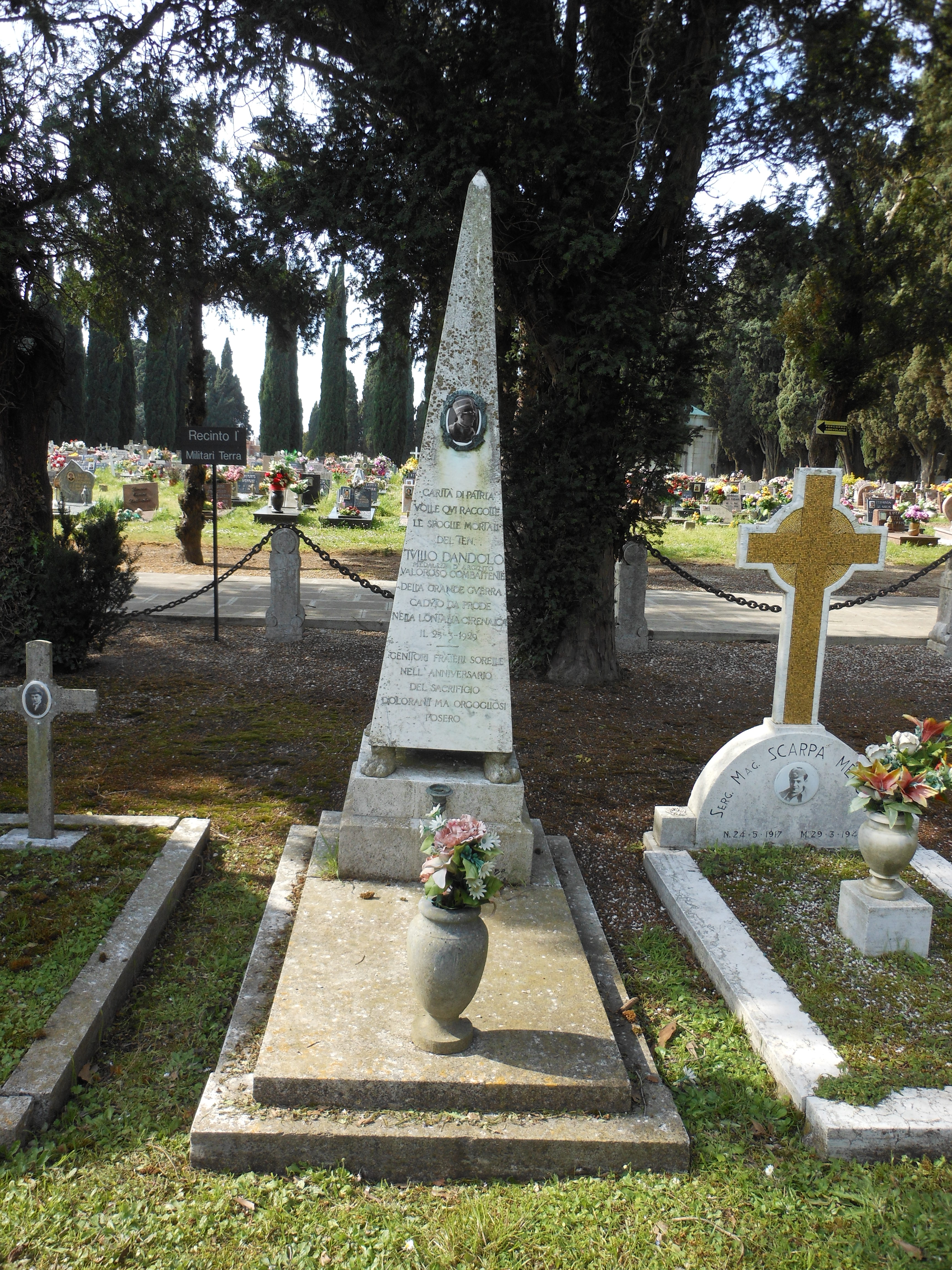 Soggetto assente (tomba) - ambito veneziano (prima metà XX)