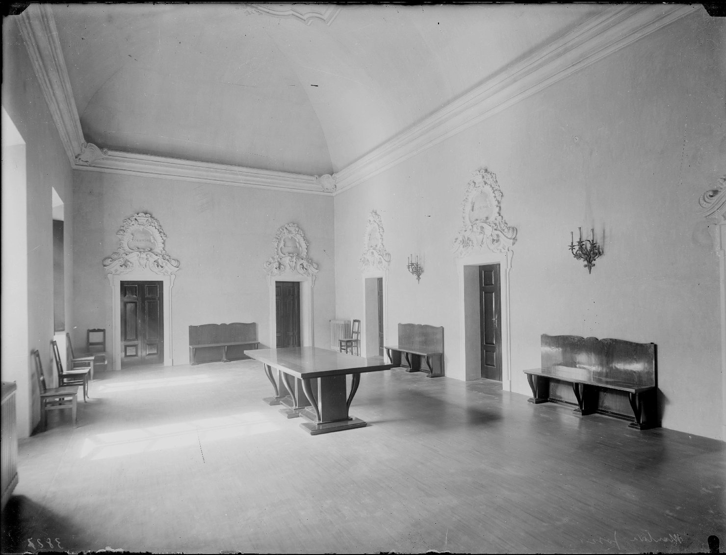 Mantova - Architettura - Restauri (negativo) di Anonimo (XX)