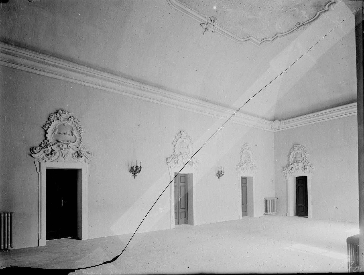 Mantova - Architettura - Restauri (negativo) di Anonimo (XX)