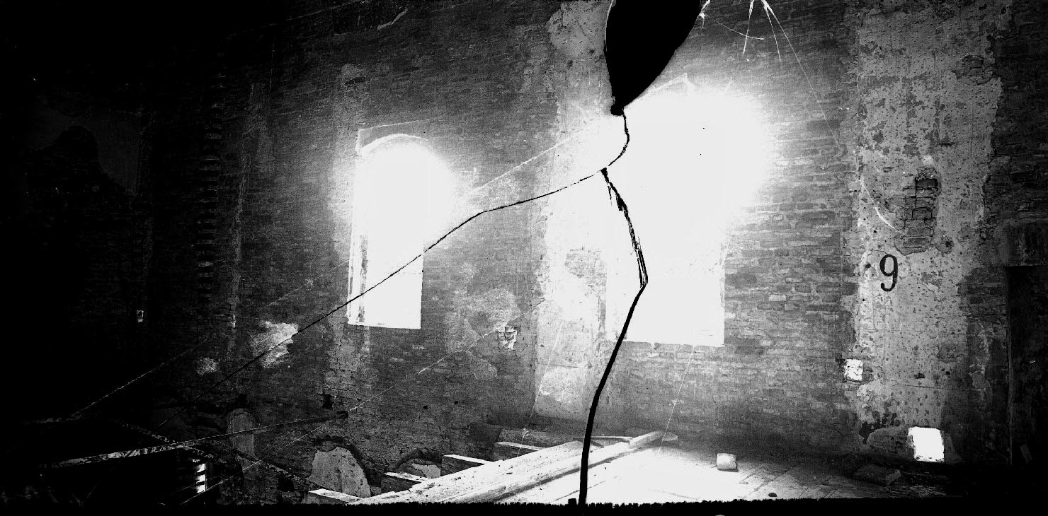 Mantova - Architetture - Restauri - Finestre (negativo) di Mantegna, Andrea, Fancelli, Luca, Anonimo (XX)