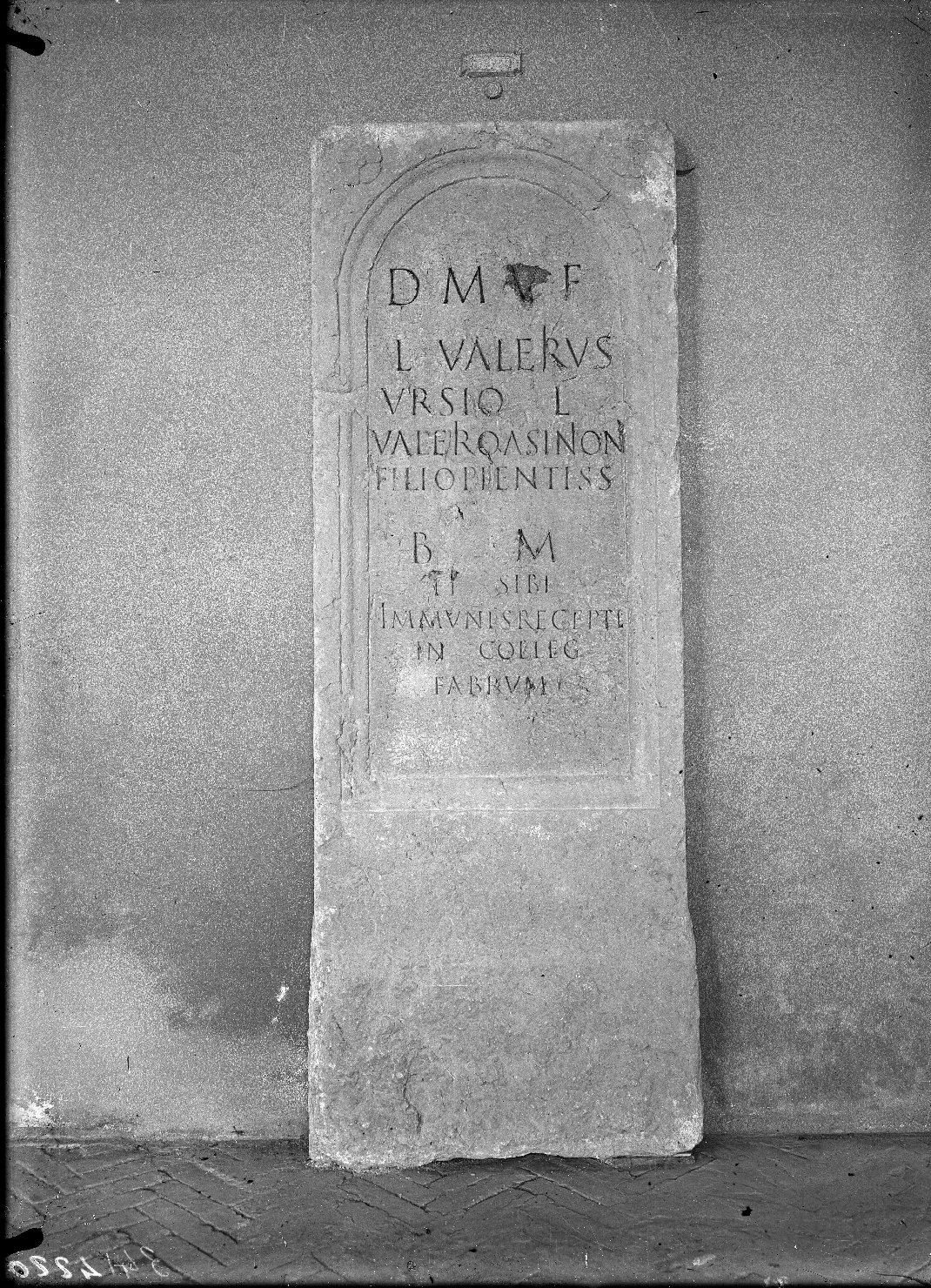 Mantova - Palazzo Ducale - Sculture - Lapidi (negativo) di Anonimo (XX)