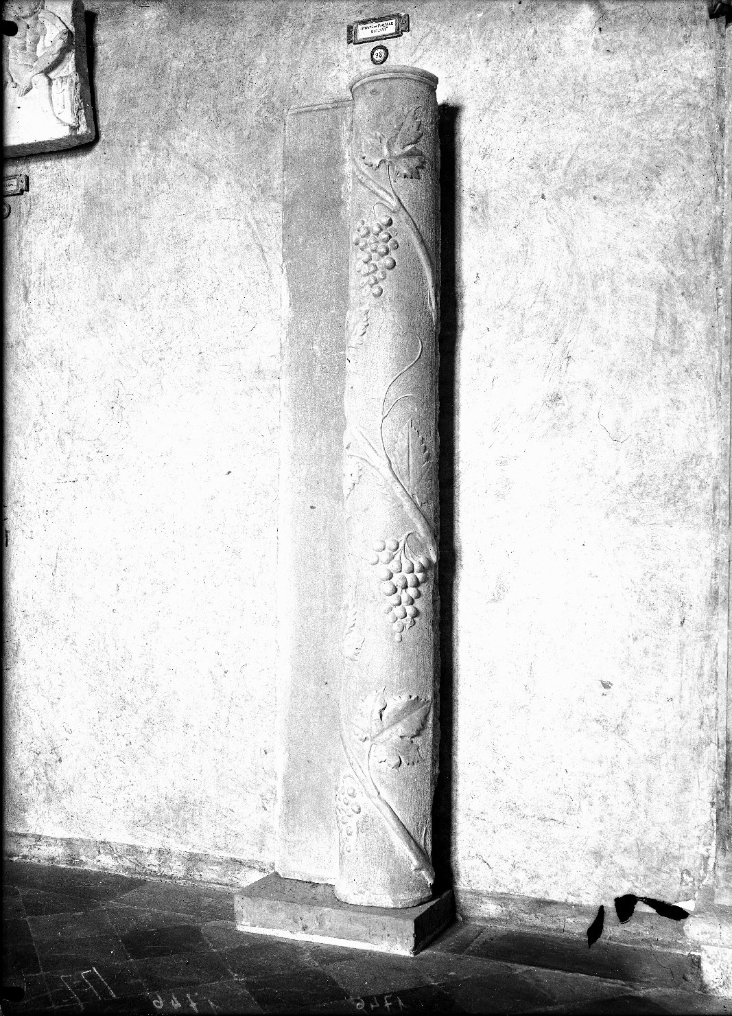 Mantova - Palazzo Ducale - Sculture - Rilievi (negativo) di Anonimo (XX)