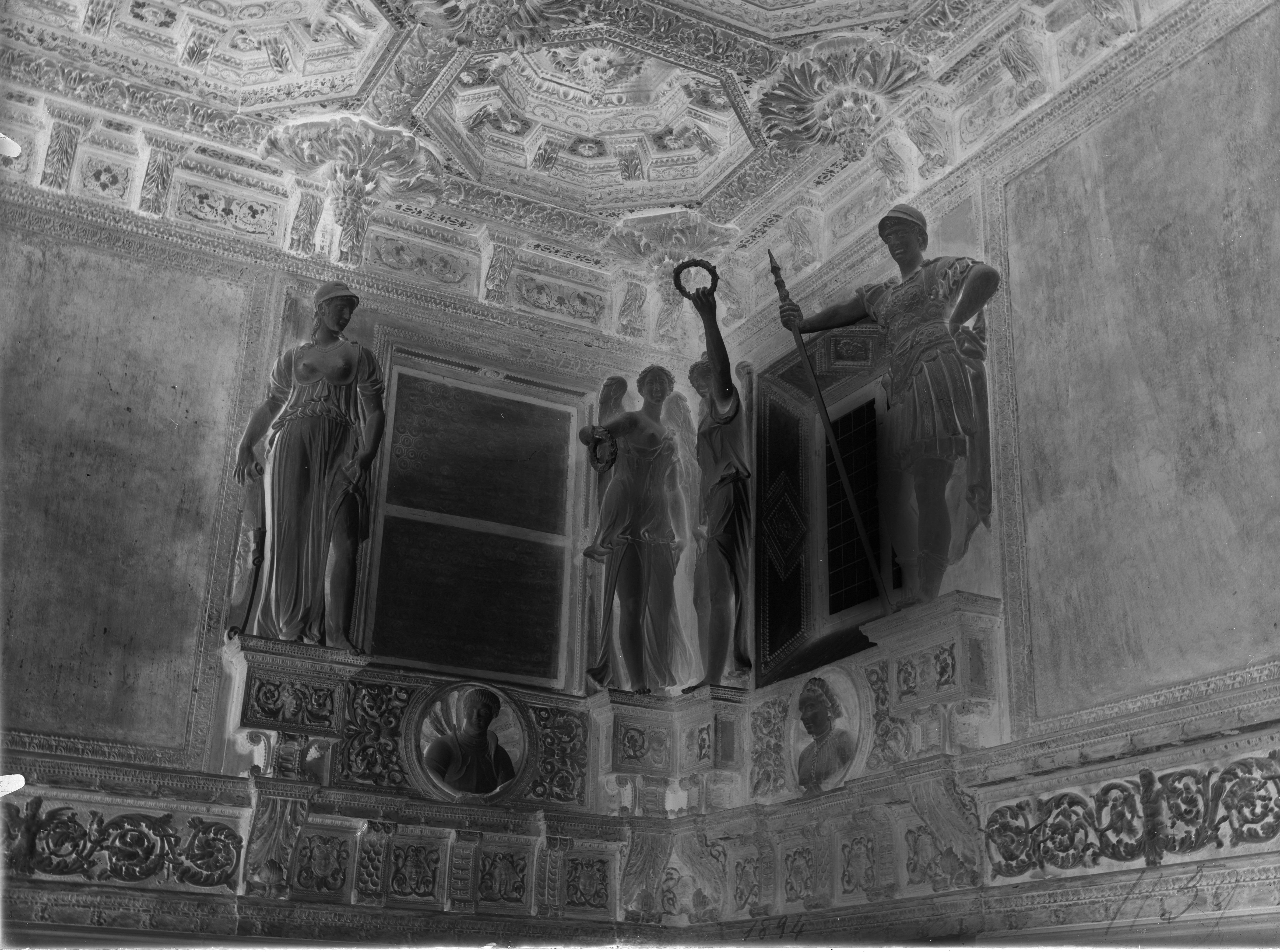 Mantova - Architetture - Palazzo Ducale (negativo) di Segala, Francesco, Anonimo (XX)