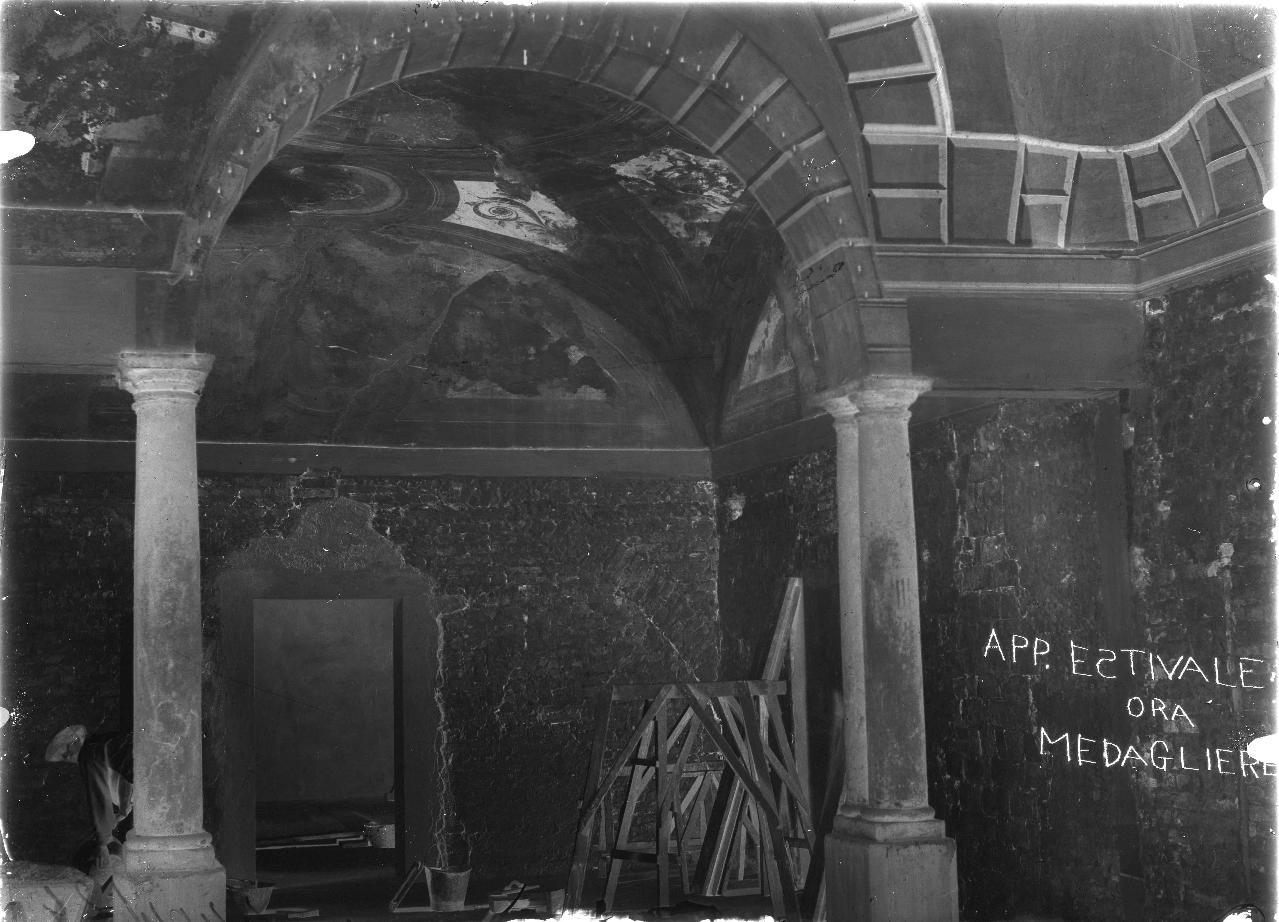 Architetture - Mantova - Palazzo Ducale (negativo) di Anonimo (XX)