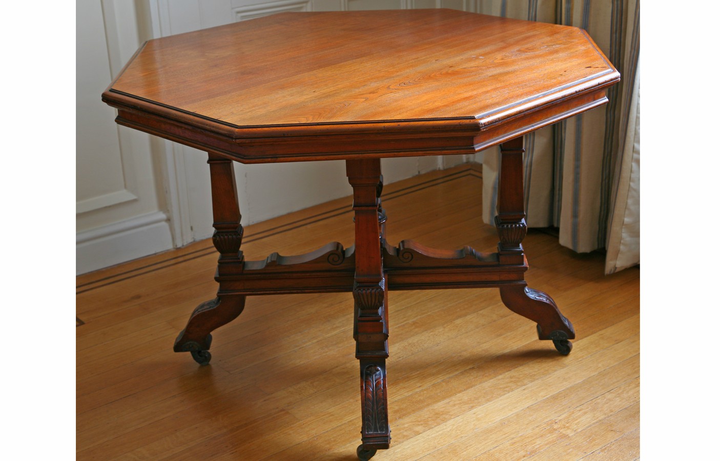 tavolo - ambito italiano (fine sec. XIX)