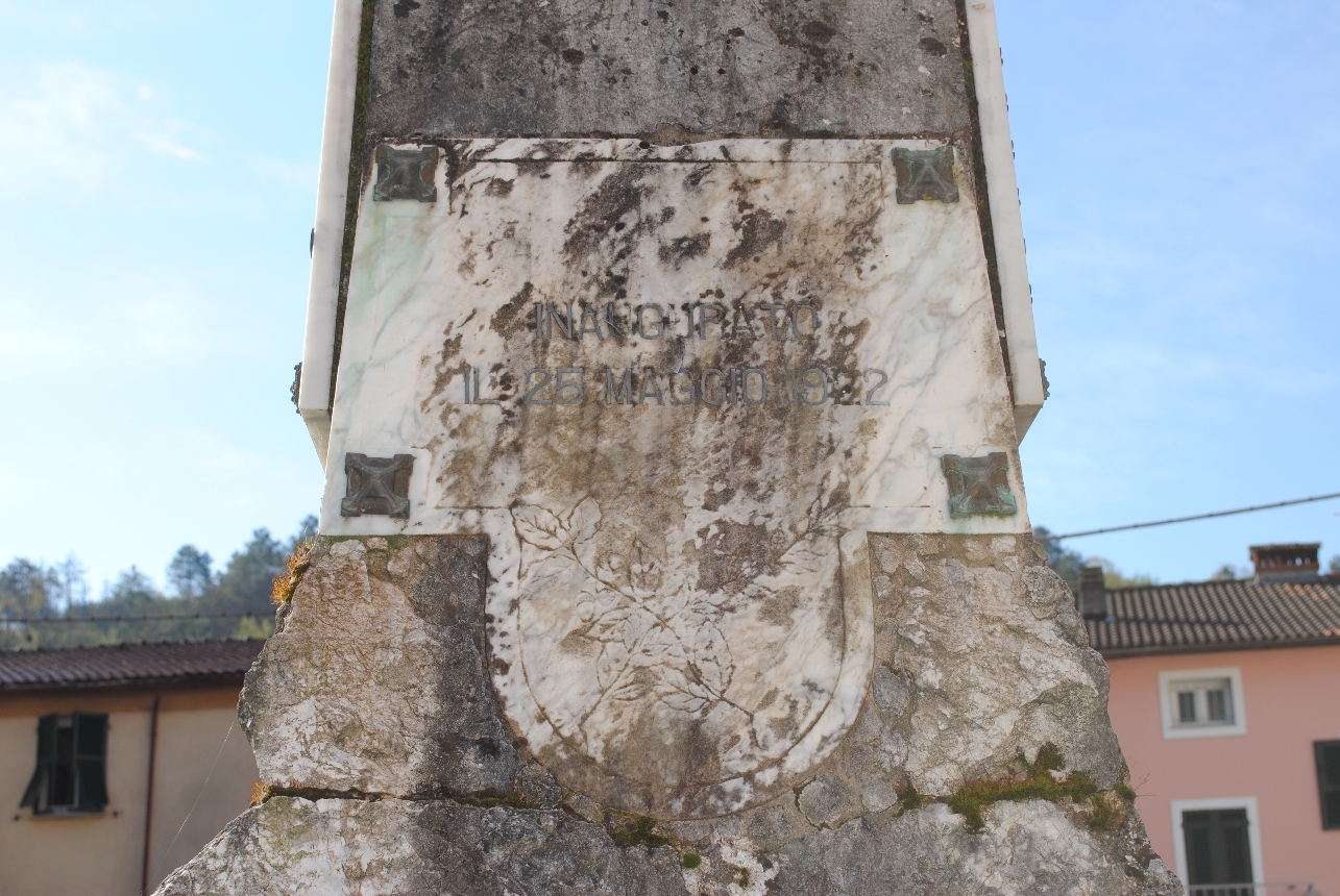 allegoria della patria (monumento ai caduti - a cippo) - ambito italiano (primo quarto XX)