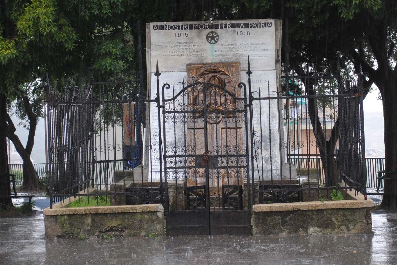 morte del soldato (monumento ai caduti) di Fossati Domenico (primo quarto XX)