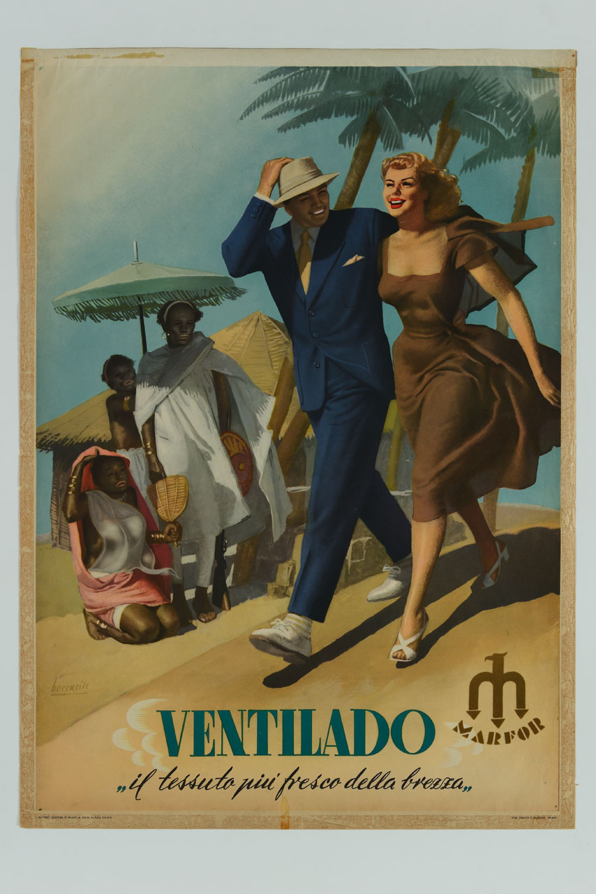 coppia cammina al sole sotto lo sguardo di tre africani fermi all'ombra davanti a una capanna (manifesto) di Boccasile Gino (sec. XX)