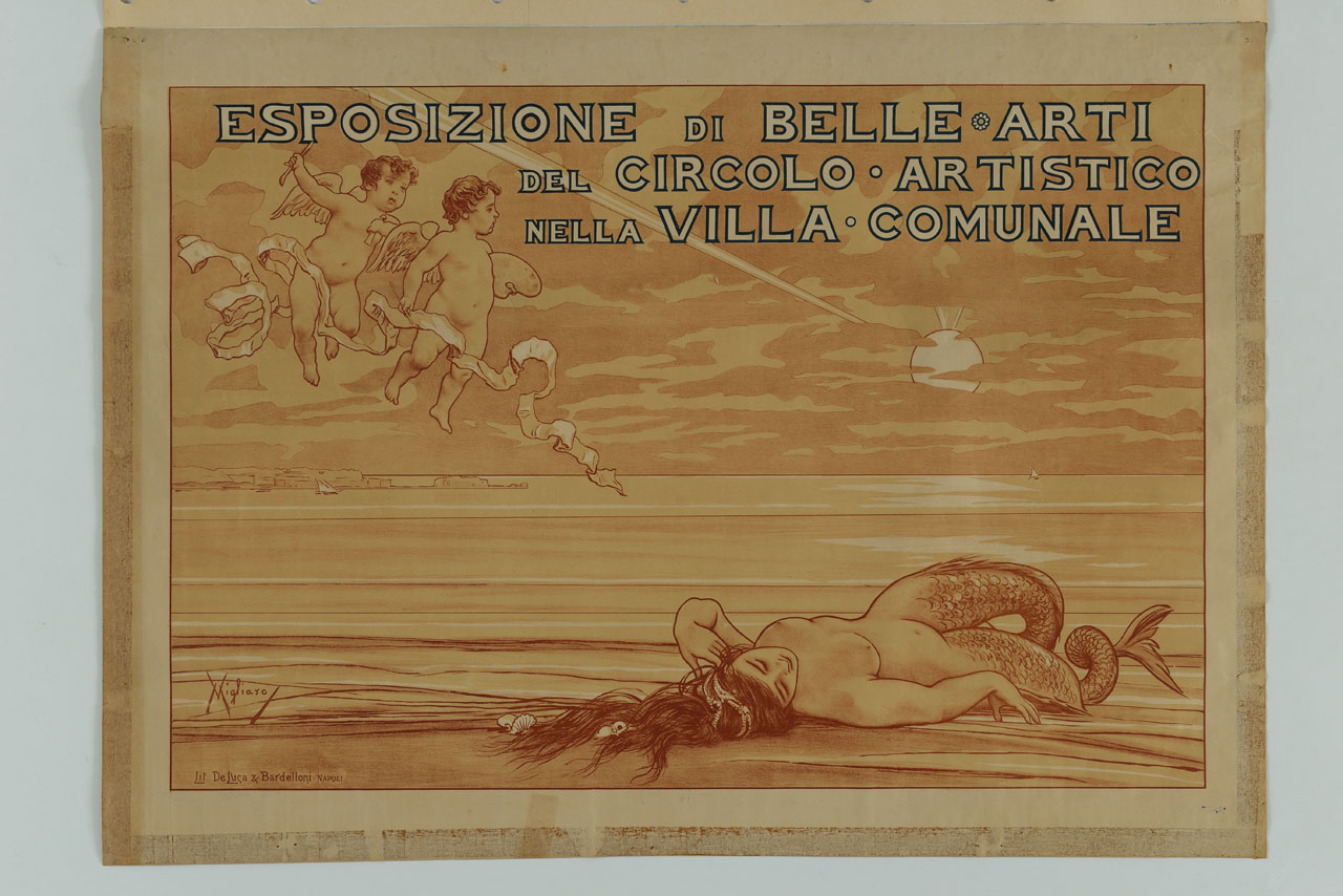 la sirena Partenope e i geni della Pittura e della Scultura sulla riva del golfo di Napoli (manifesto) di Migliaro Vincenzo (inizio sec. XX)