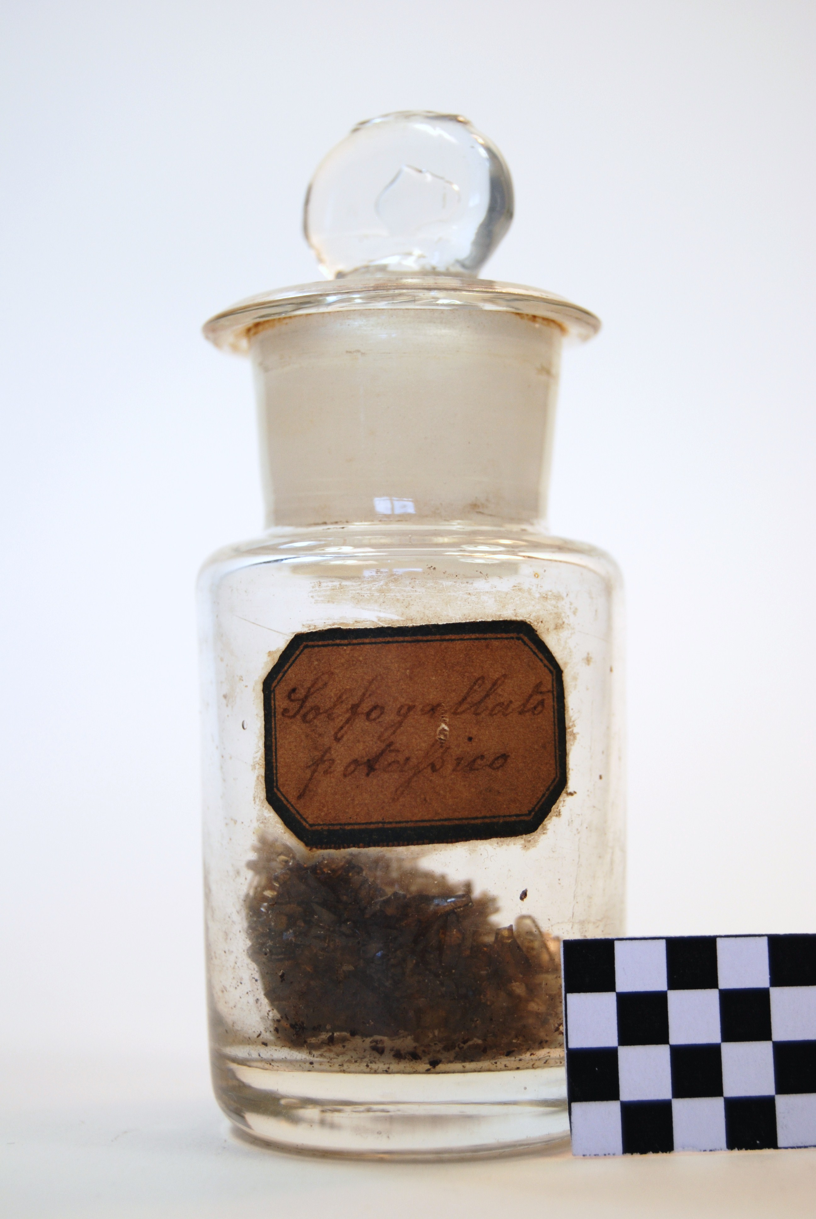 solfogallato potassico (prodotto chimico, di sintesi) di Ugo Schiff (laboratorio) - scuola chimica fiorentina (metà/ inizio XIX/ XX)