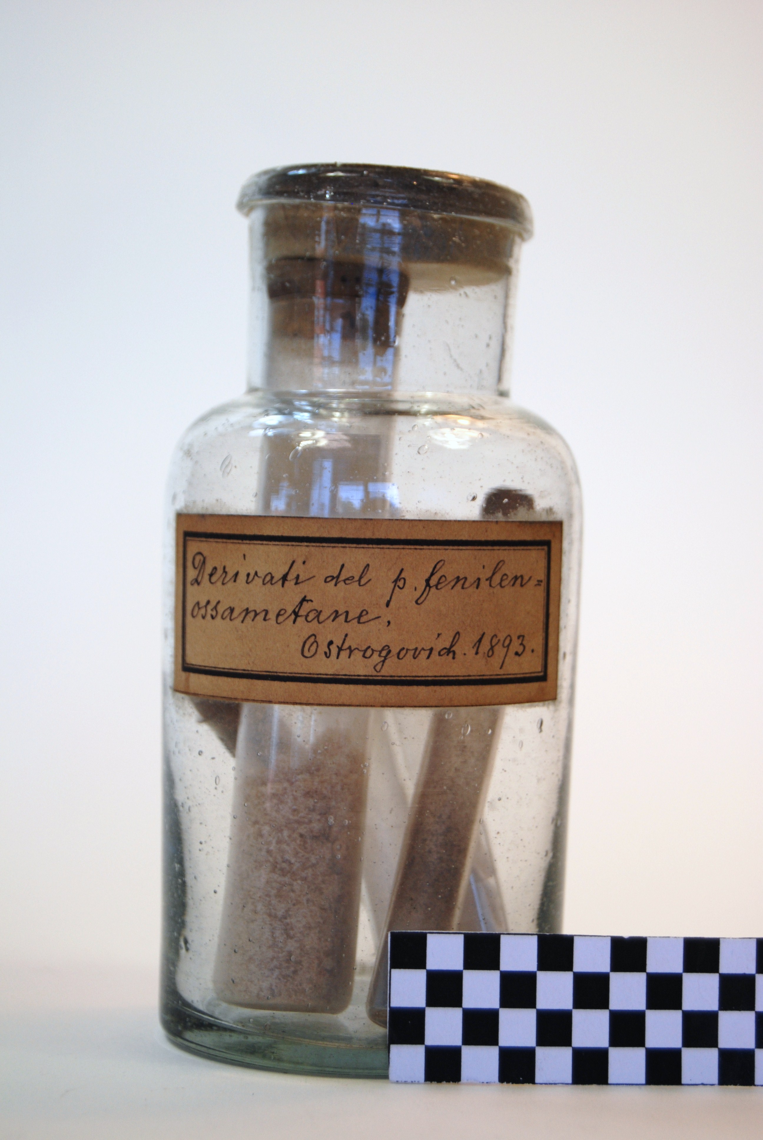 deriv del p. fenilenossametane (prodotto chimico, di sintesi) di Ugo Schiff (laboratorio) - scuola chimica fiorentina (metà/ inizio XIX/ XX)