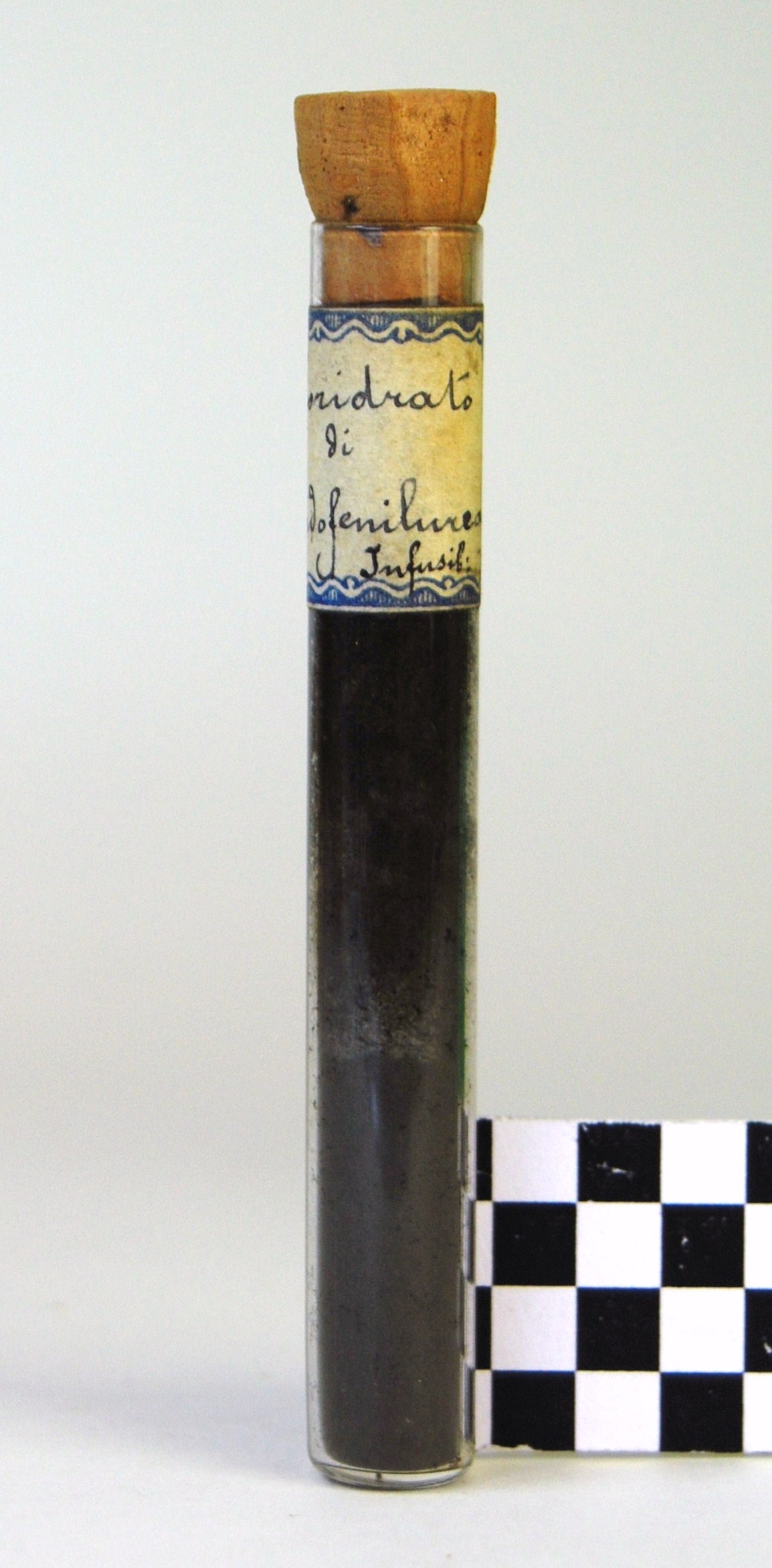 cloroidrato amidofenilurea (prodotto chimico, di sintesi) di Ugo Schiff (laboratorio) - scuola chimica fiorentina (metà/ inizio XIX/ XX)